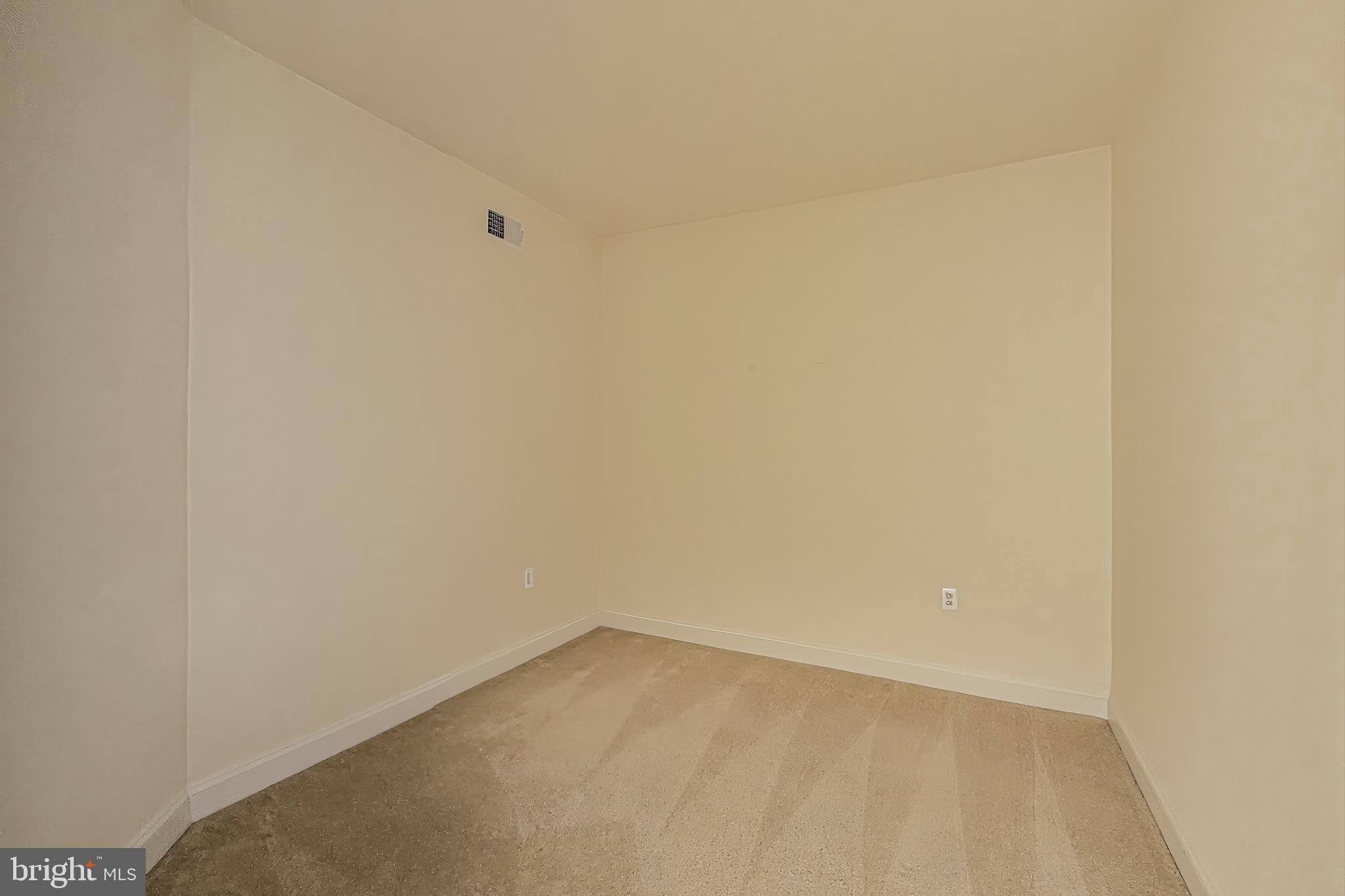 Real estate listing preview #49