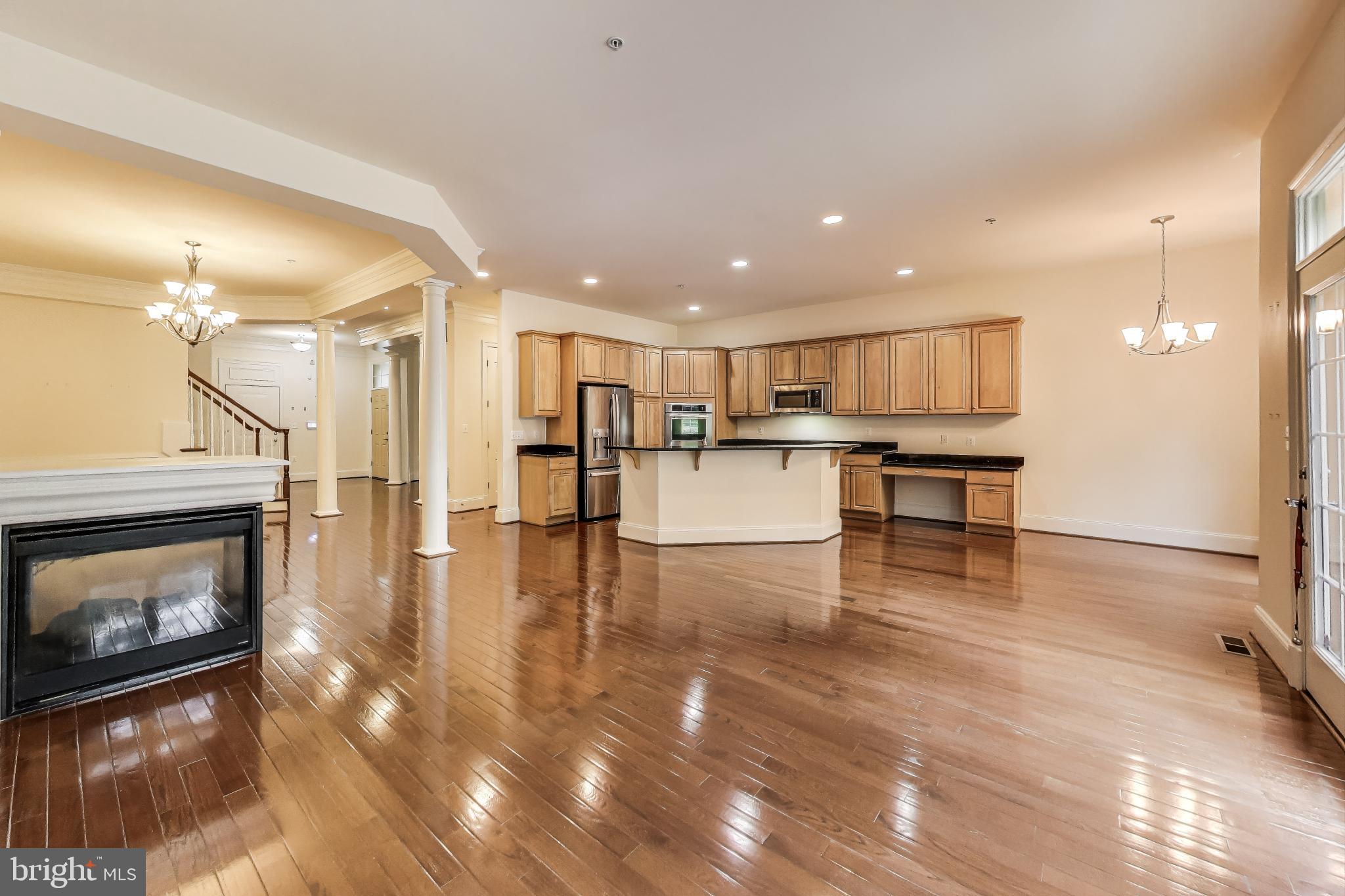 Real estate listing preview #14