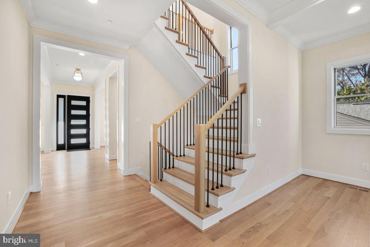 Real estate listing preview #22