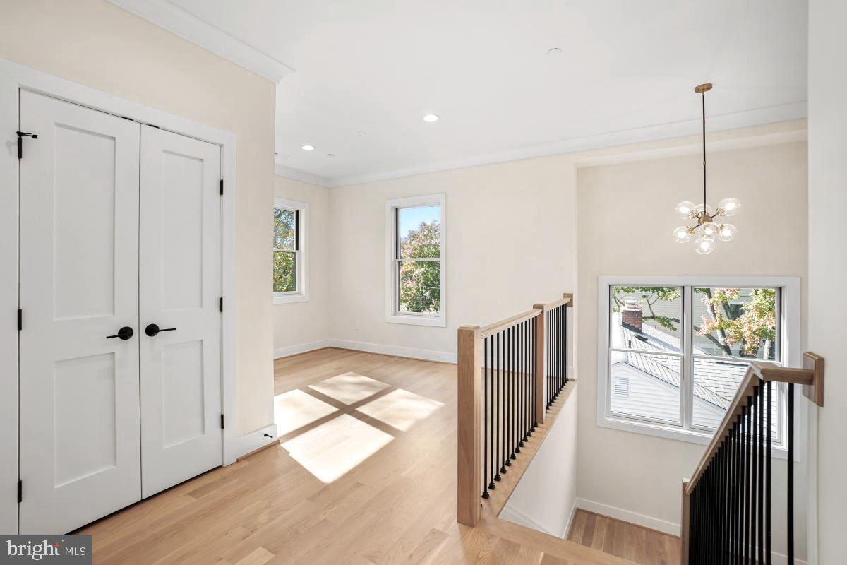 Real estate listing preview #23