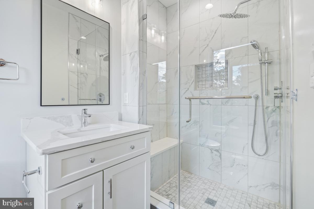 Real estate listing preview #25