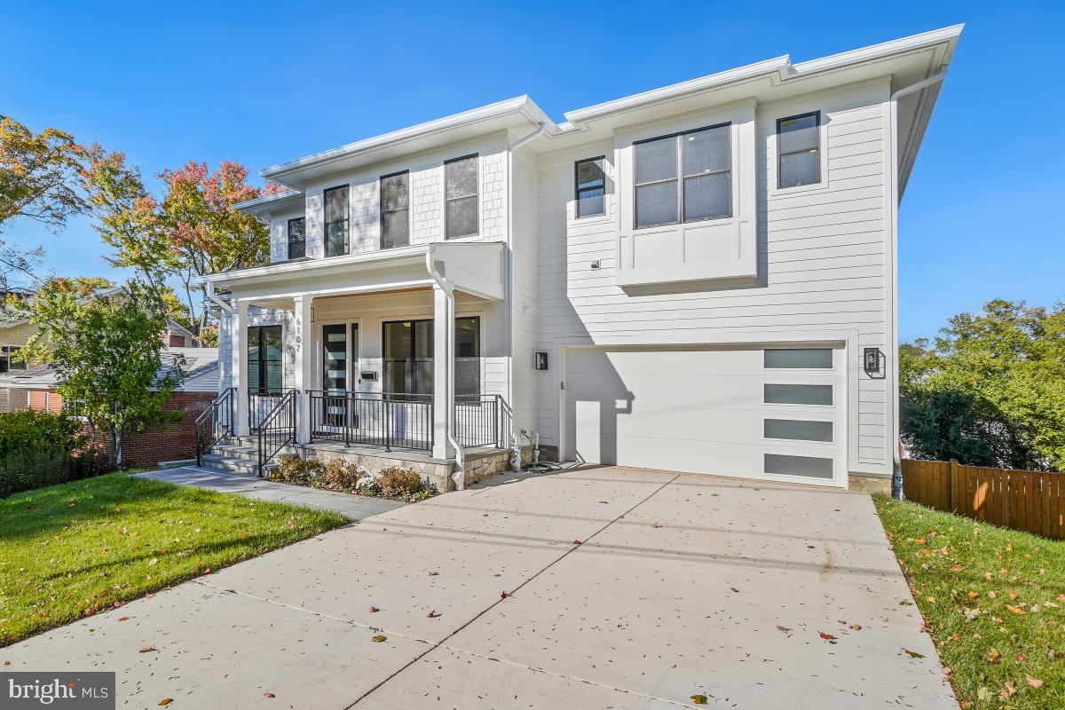 Real estate listing preview #2