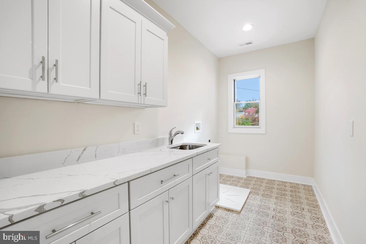 Real estate listing preview #26