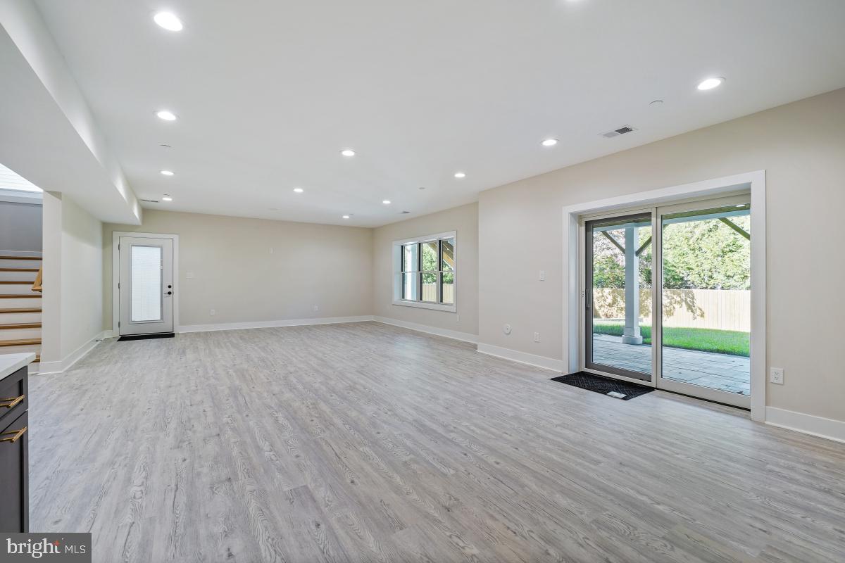 Real estate listing preview #37