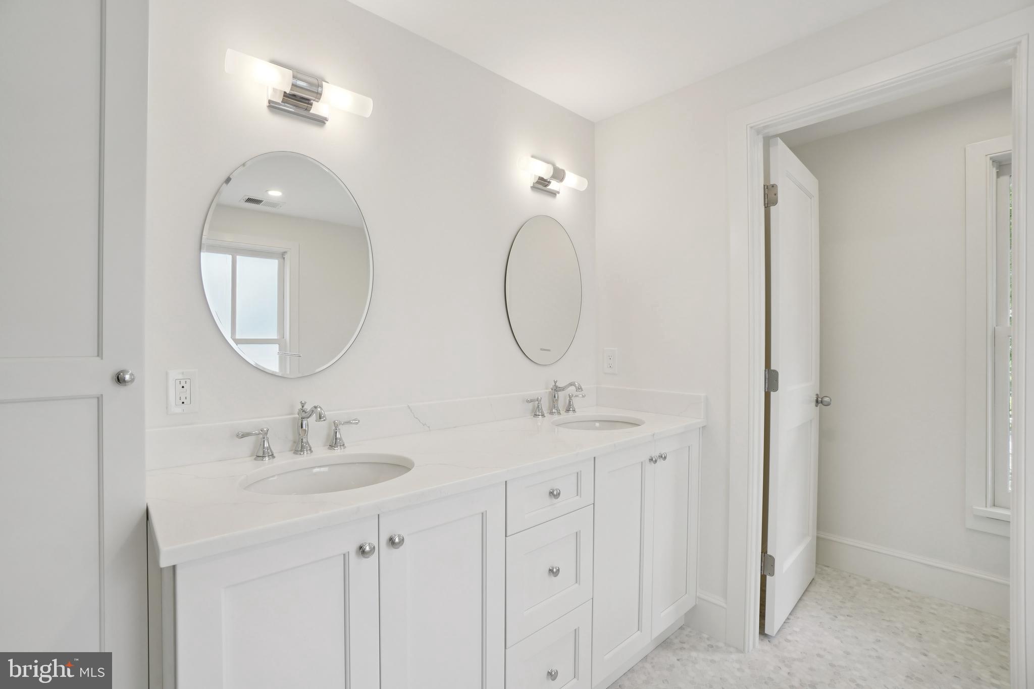 Real estate listing preview #36