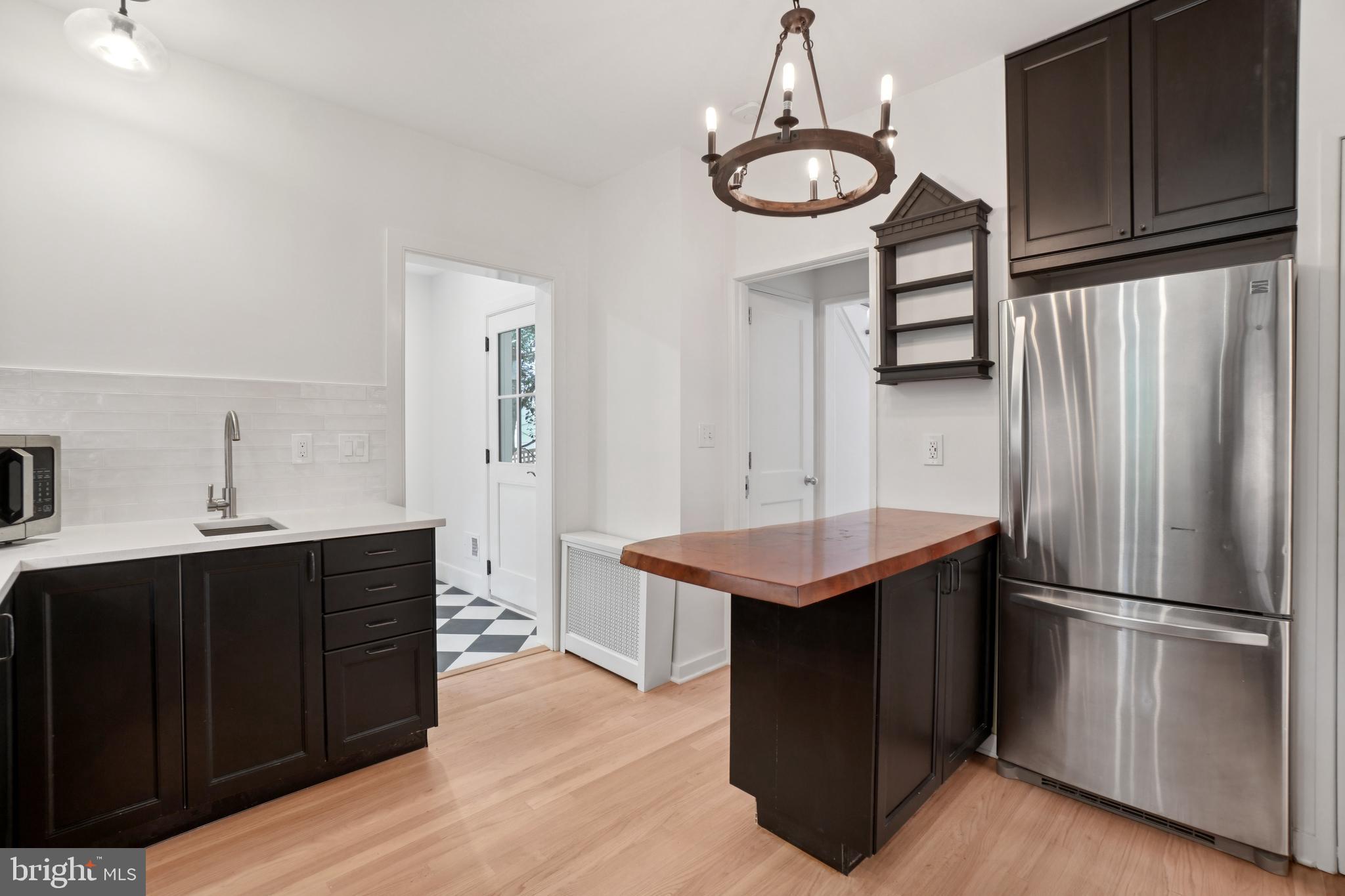 Real estate listing preview #18