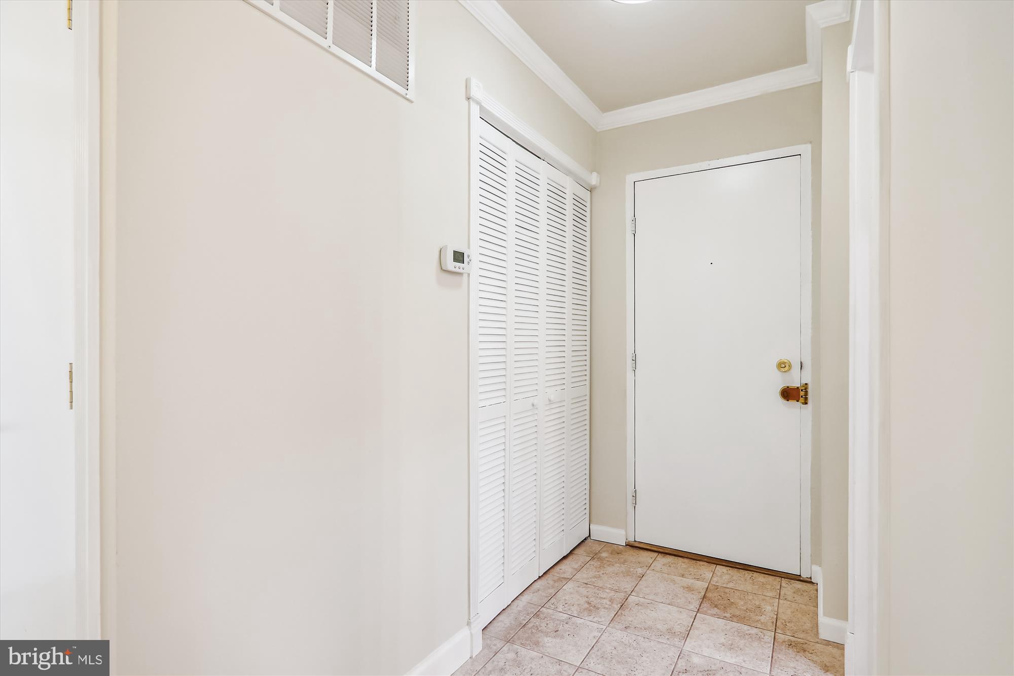 Real estate listing preview #4