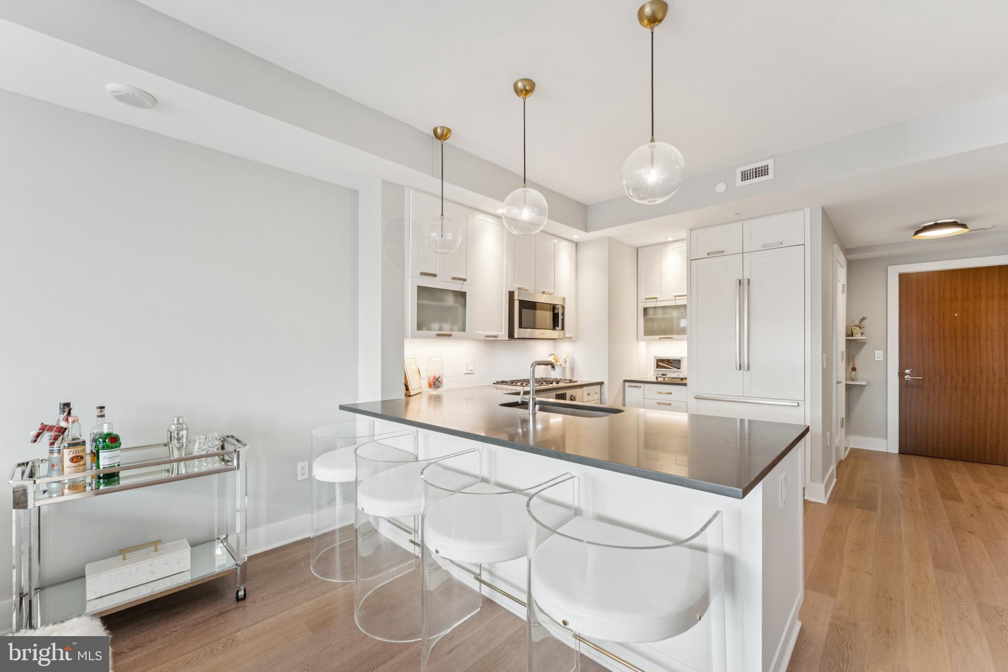 Real estate listing preview #5