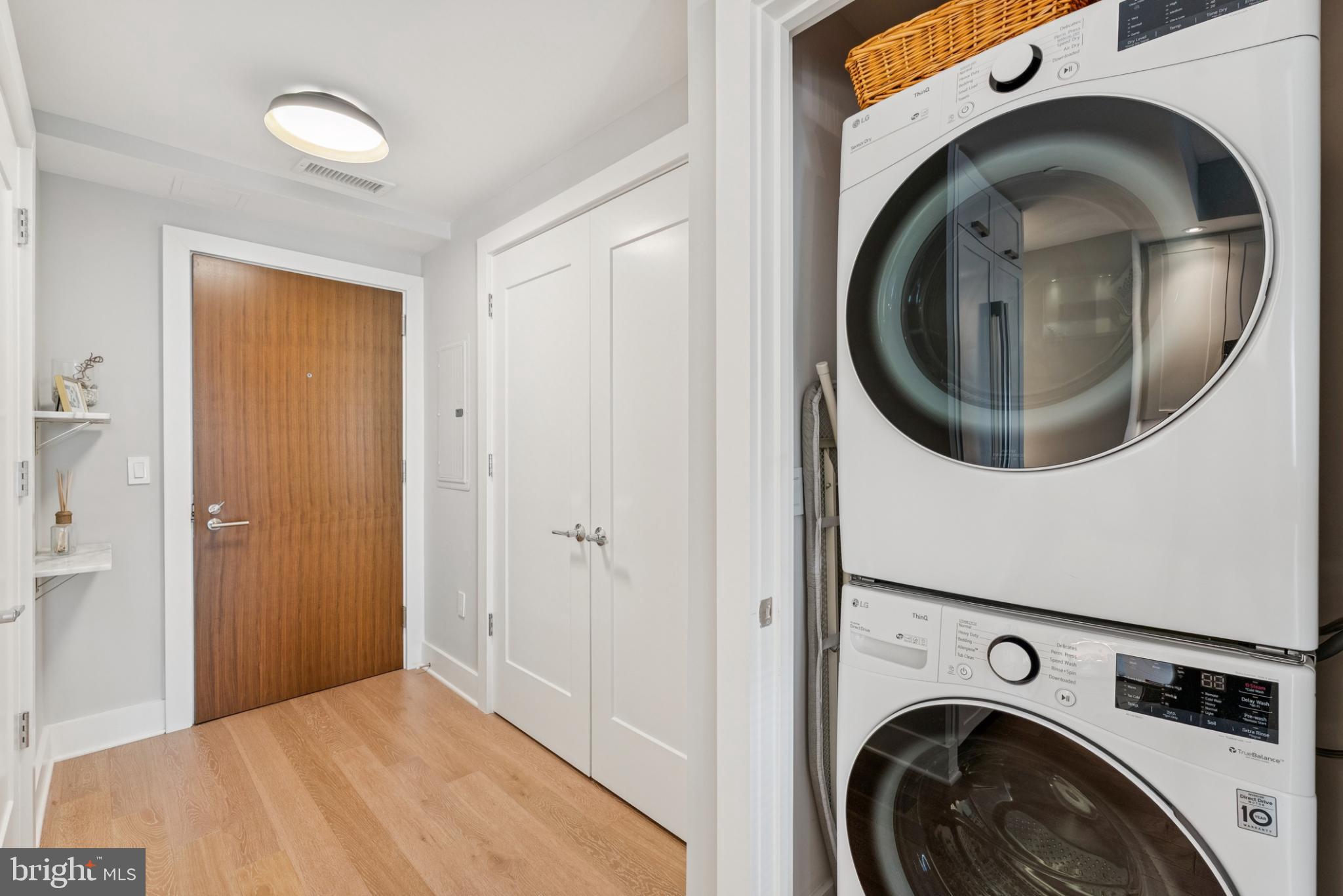 Real estate listing preview #9