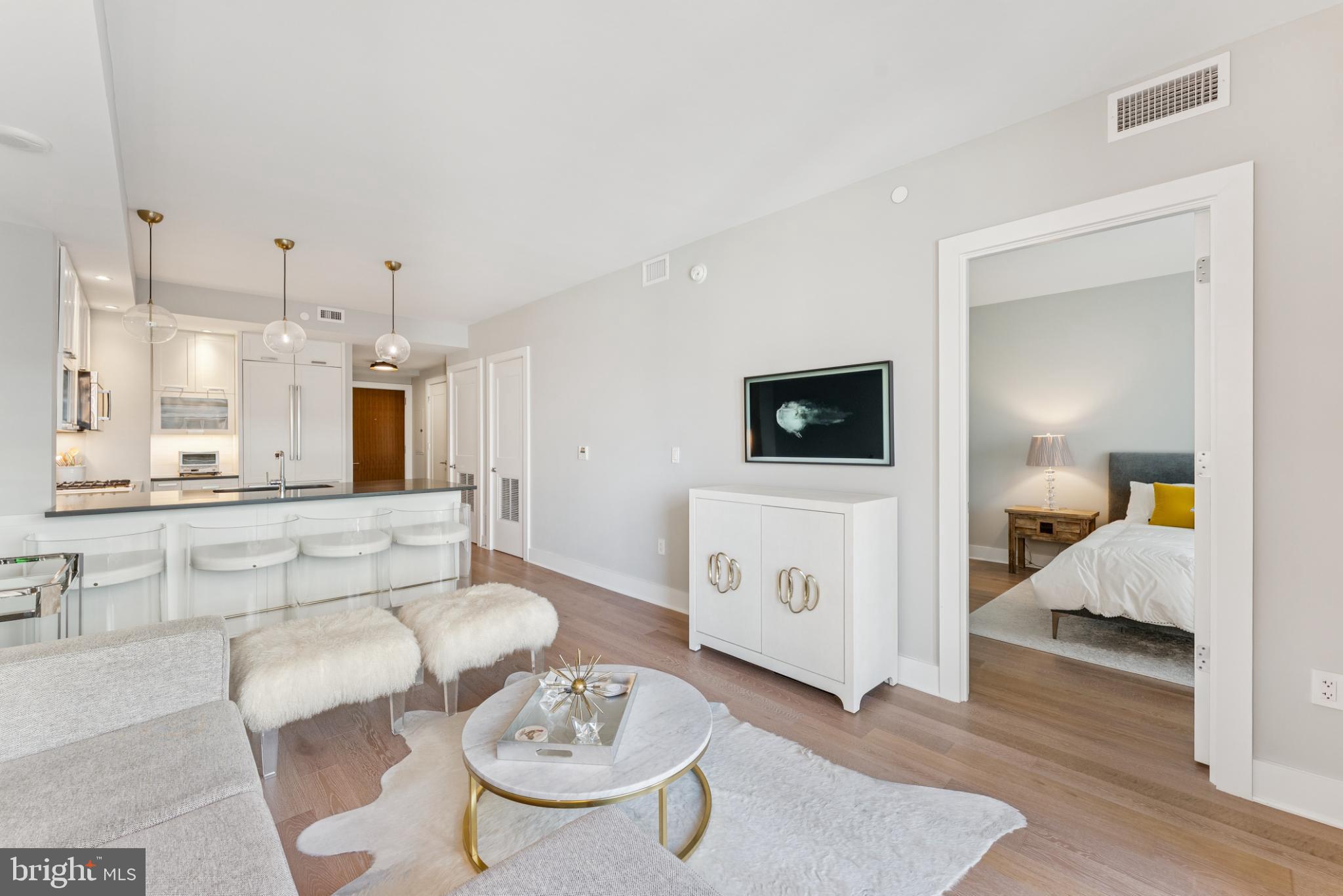 Real estate listing preview #7