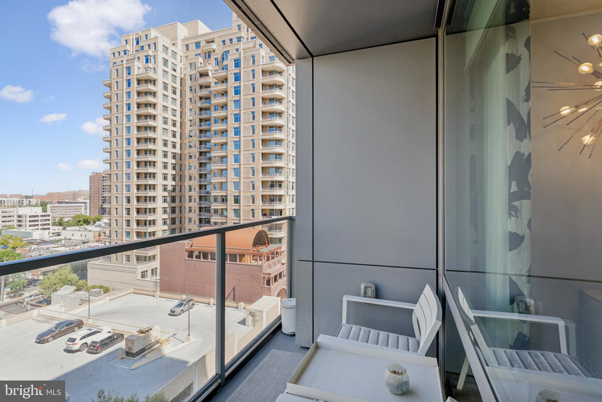 Real estate listing preview #8