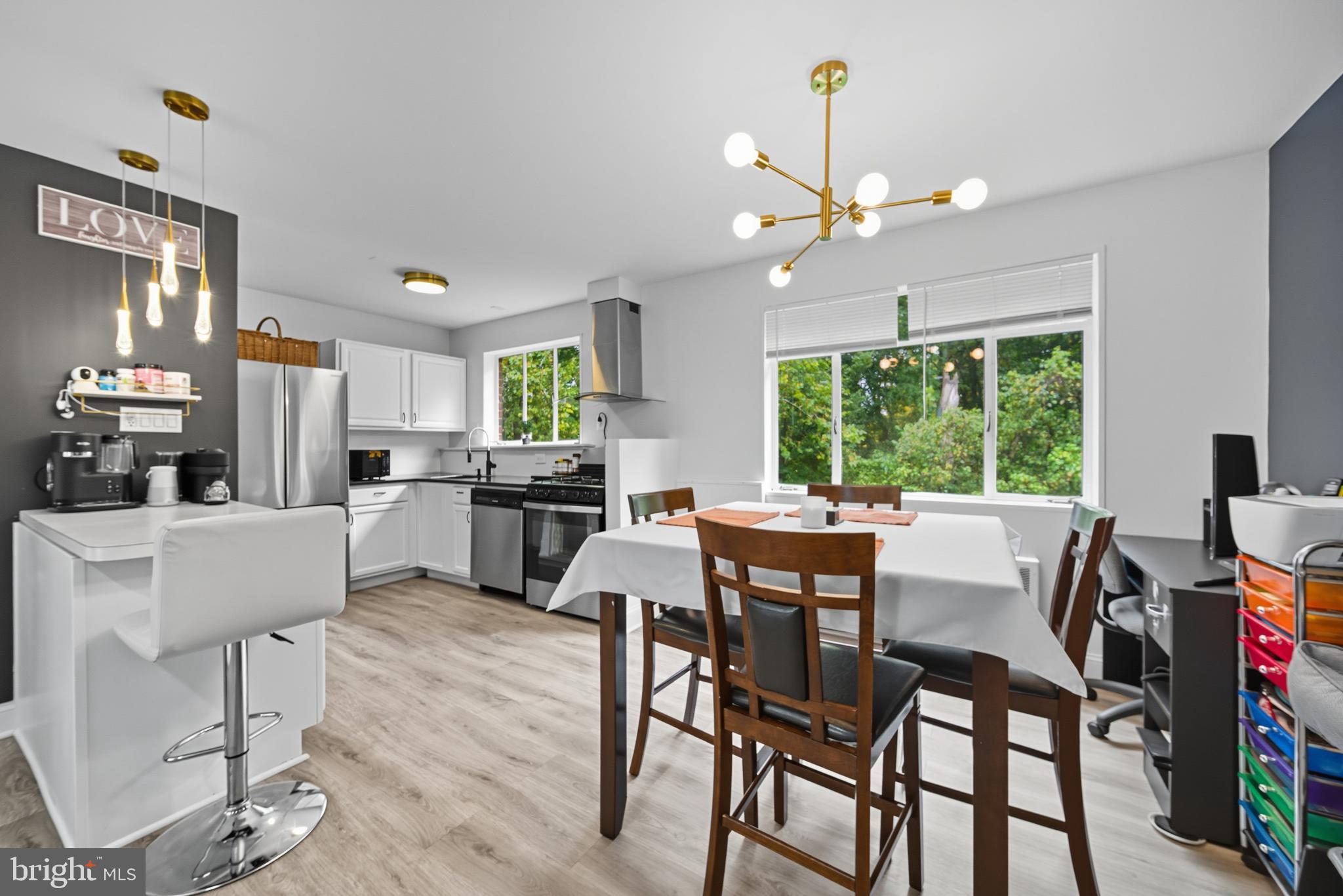 Real estate listing preview #4