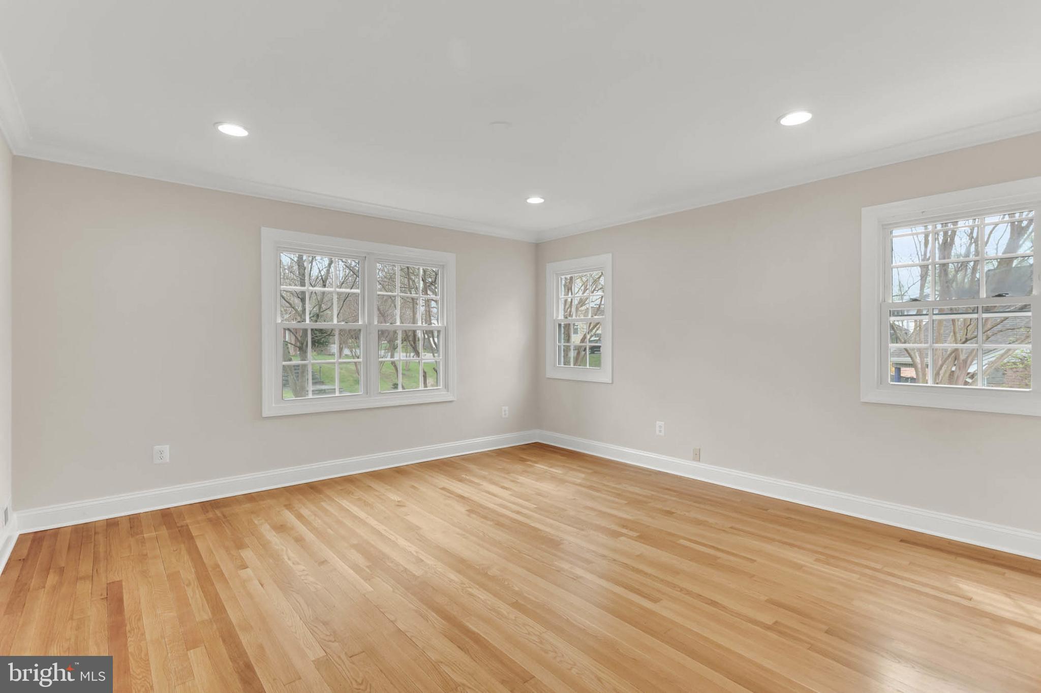 Real estate listing preview #31