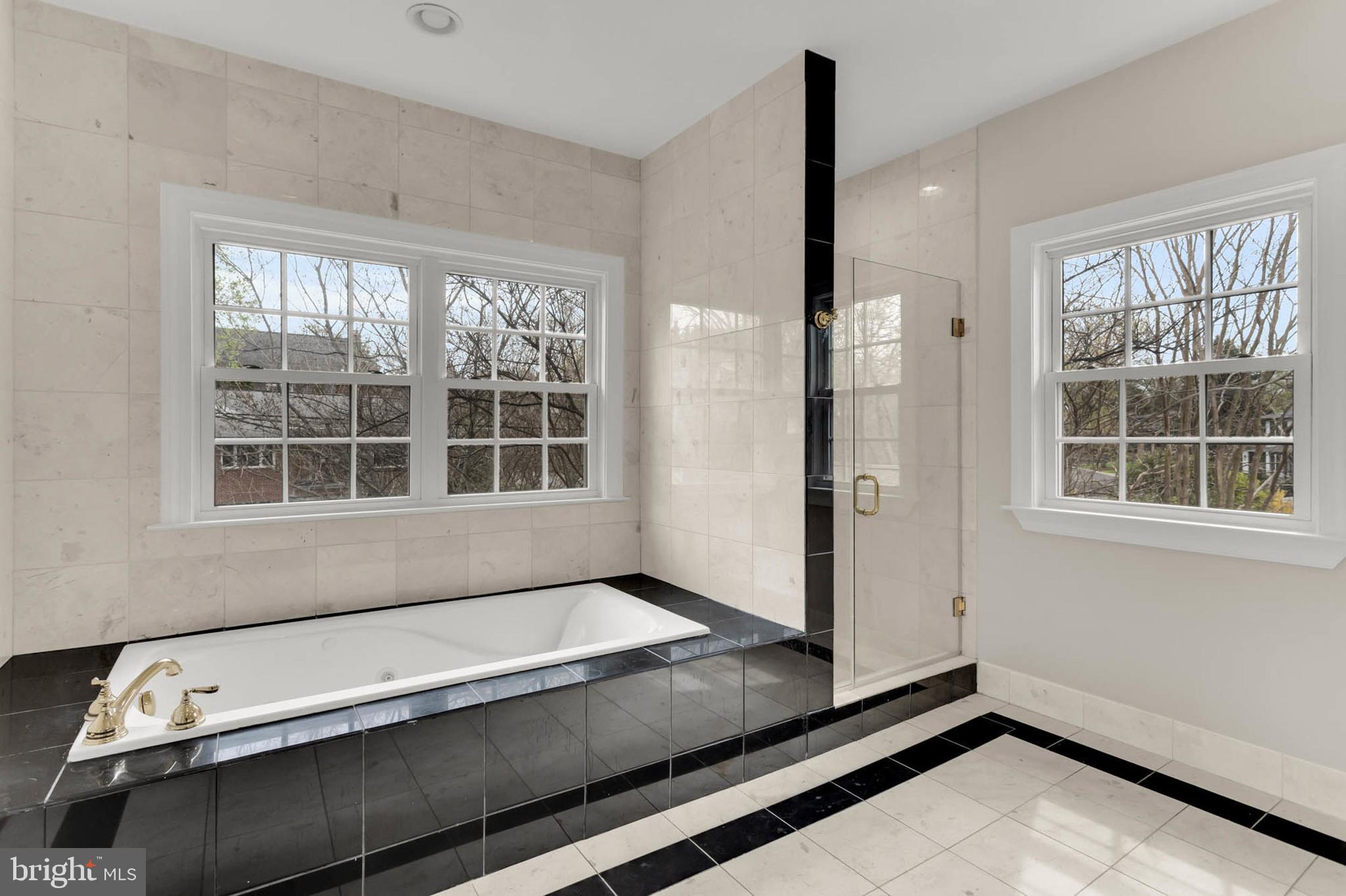 Real estate listing preview #42