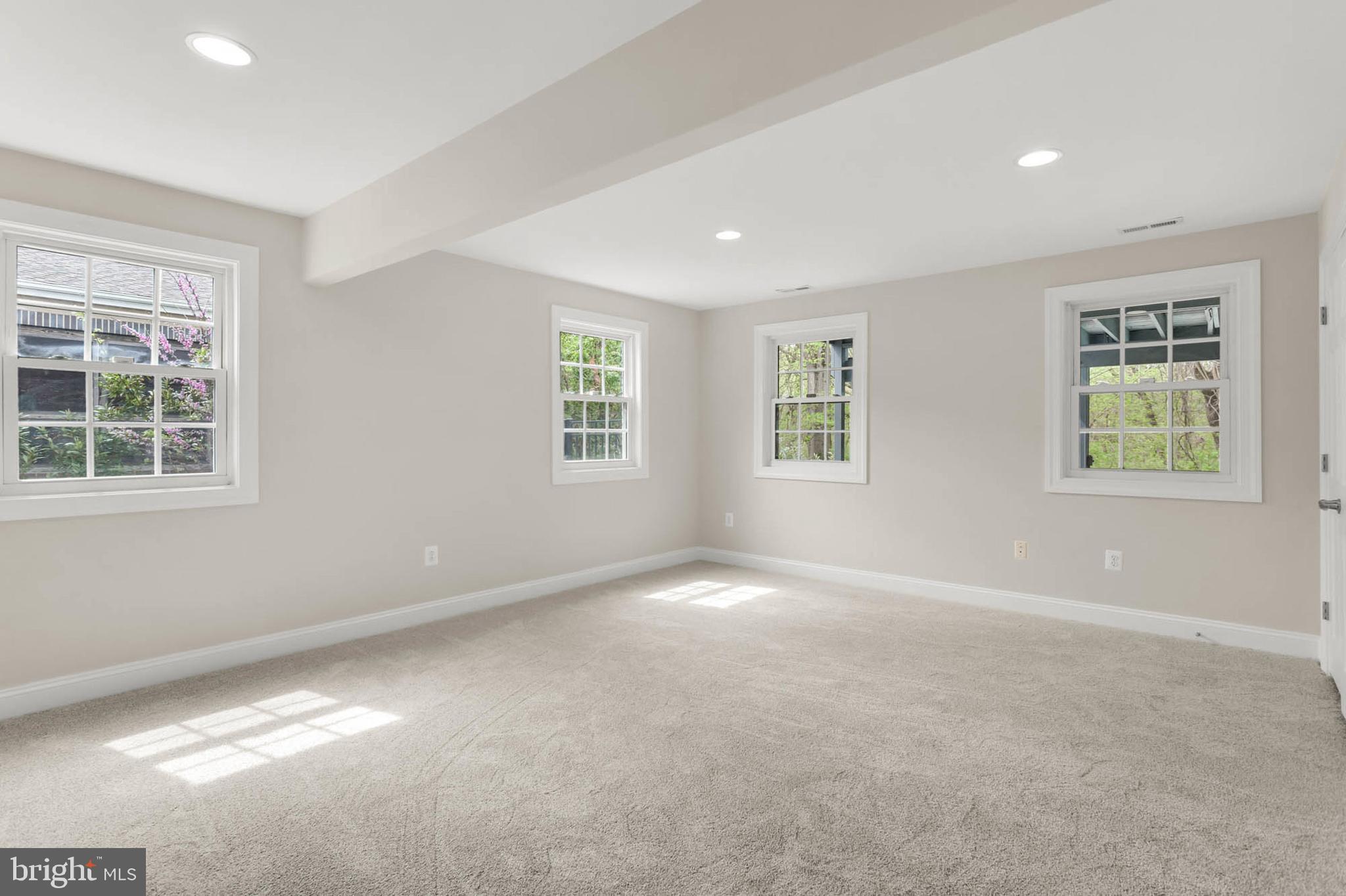 Real estate listing preview #56