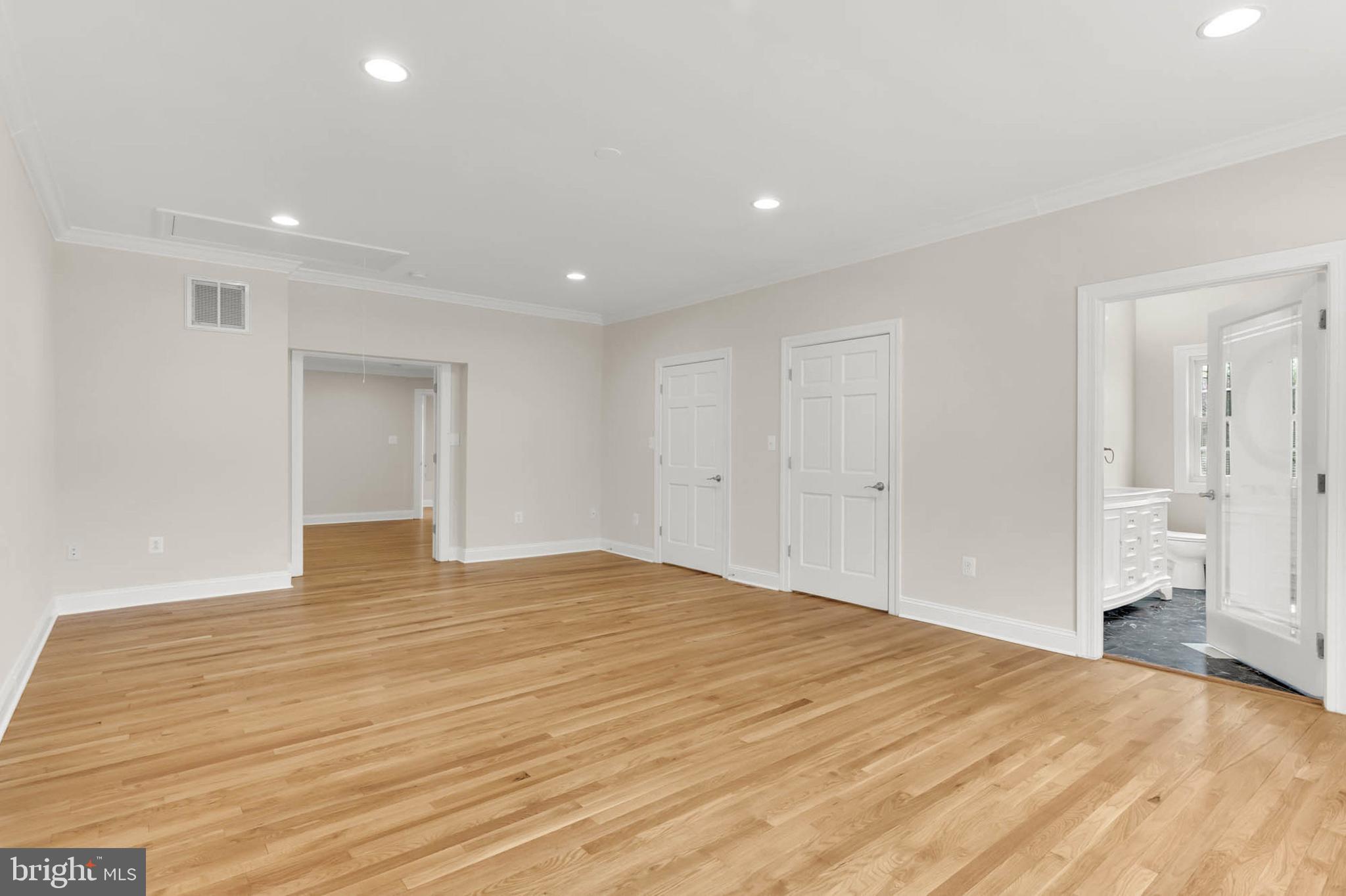 Real estate listing preview #27