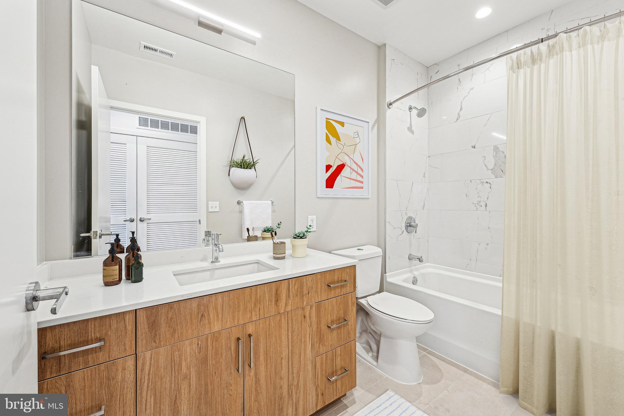 Real estate listing preview #11