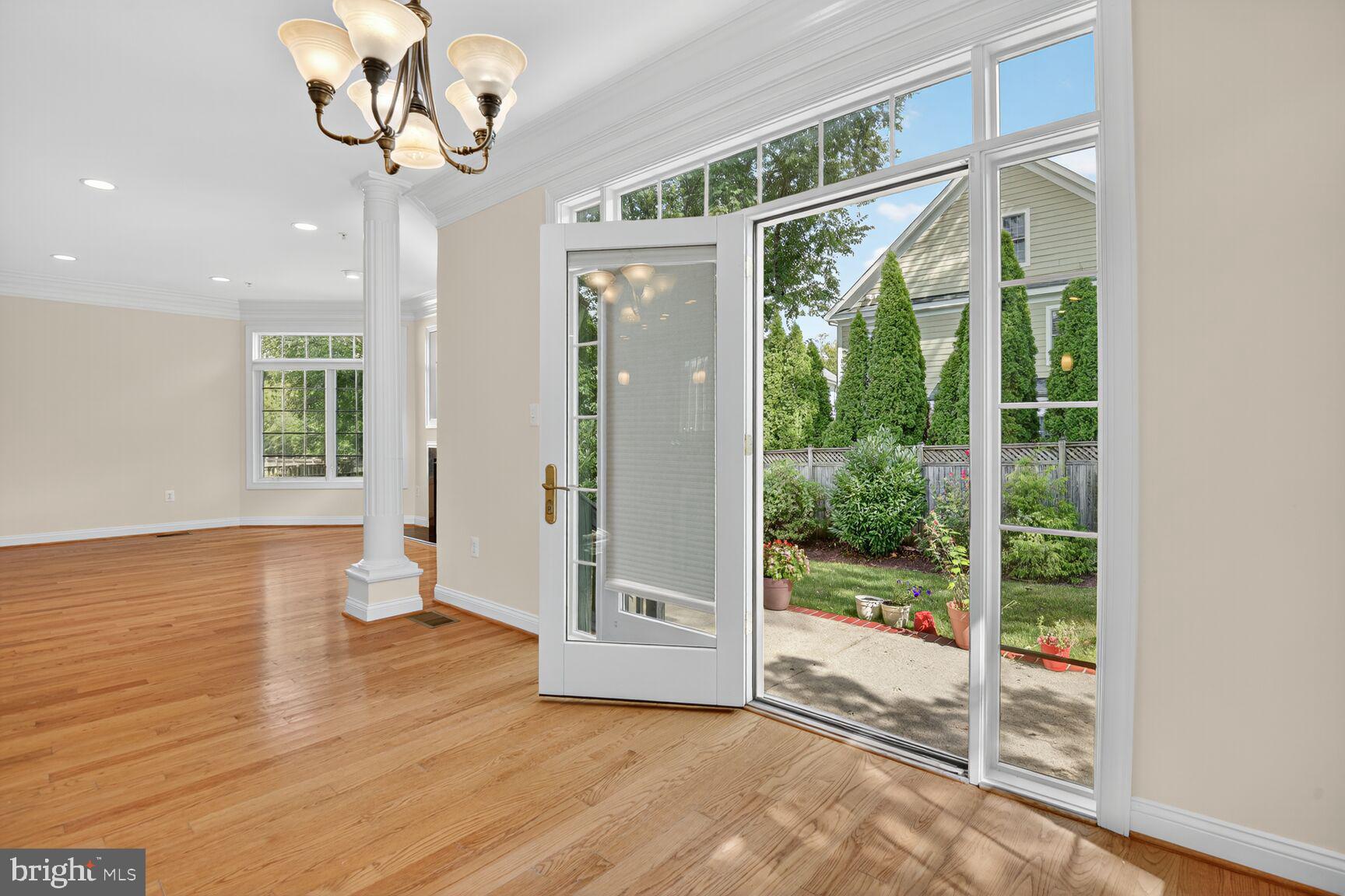 Real estate listing preview #18