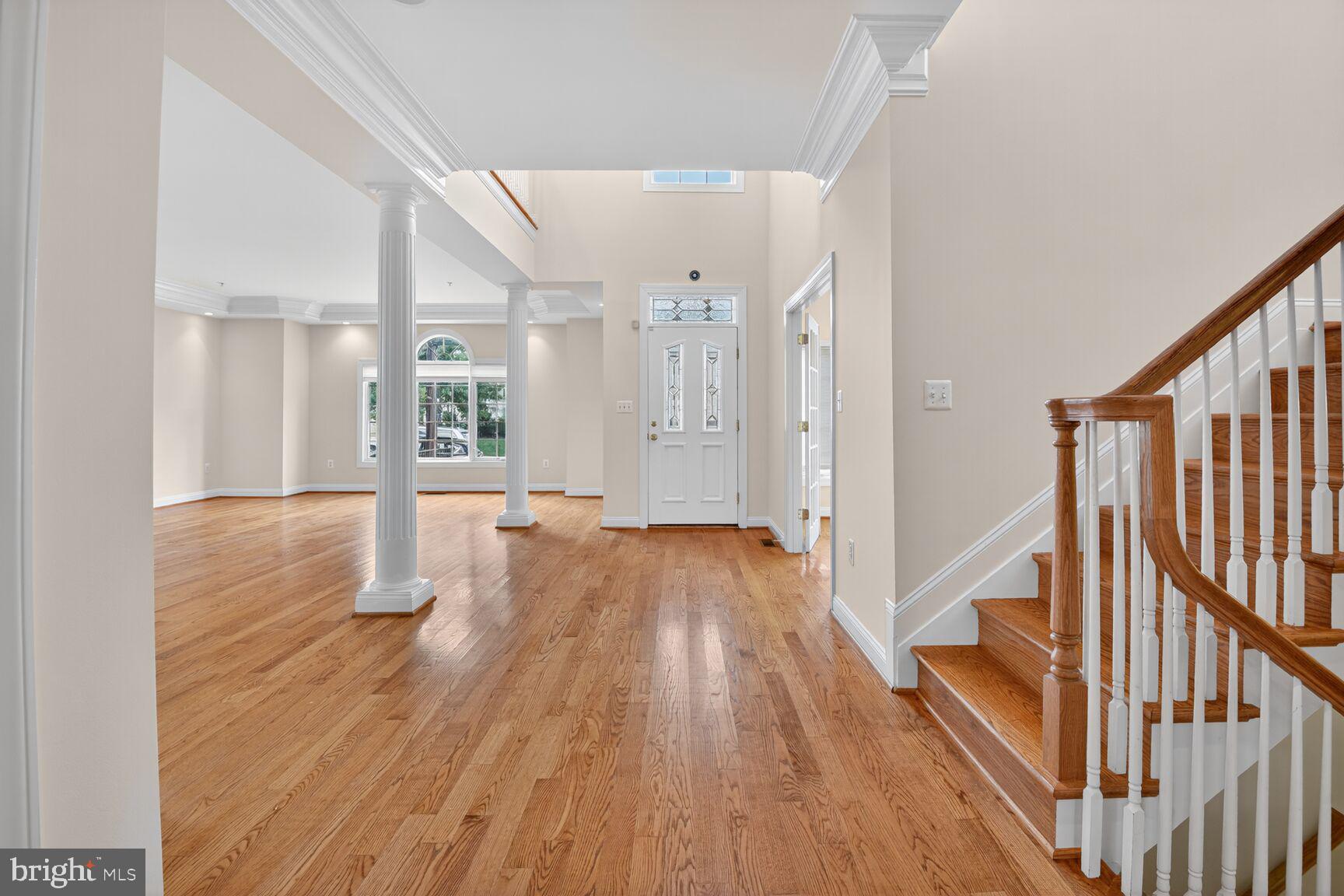 Real estate listing preview #2