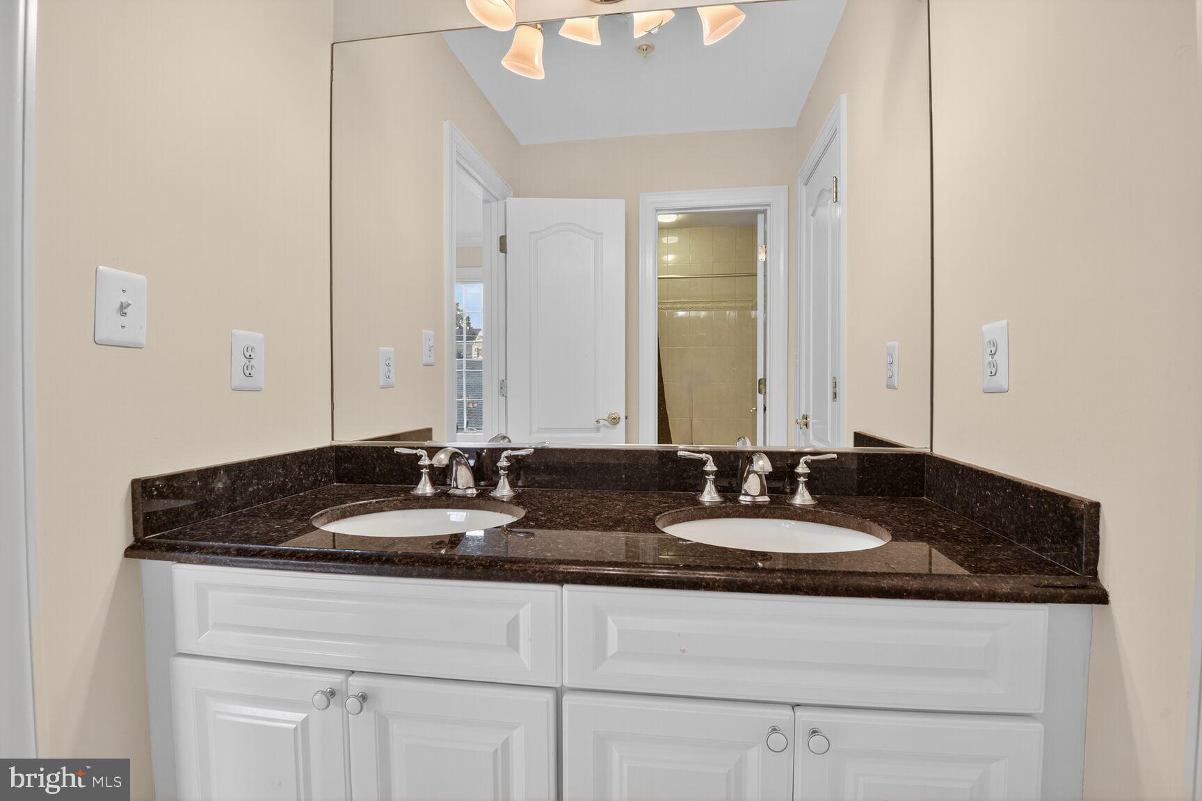 Real estate listing preview #27