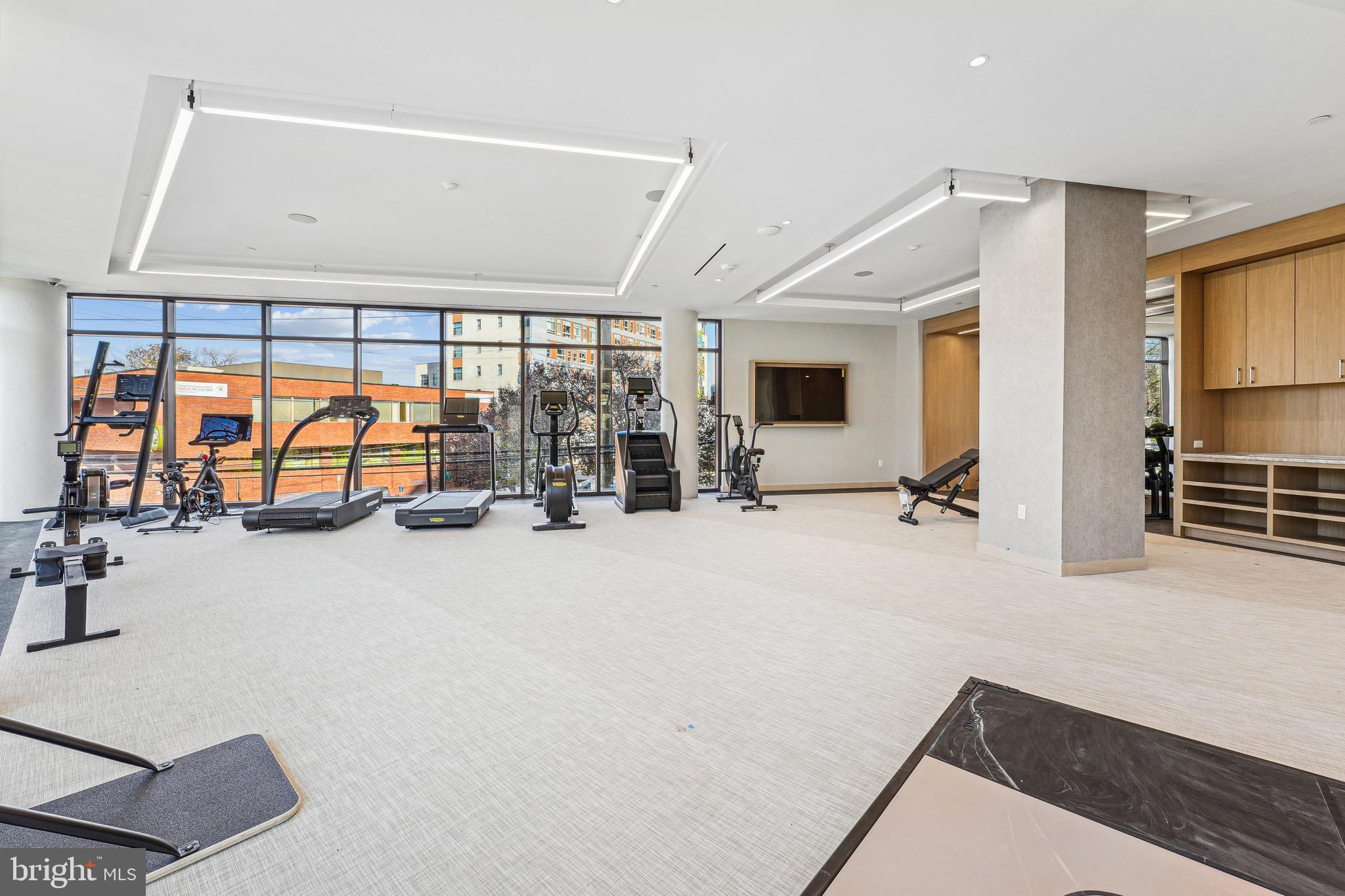 Real estate listing preview #13