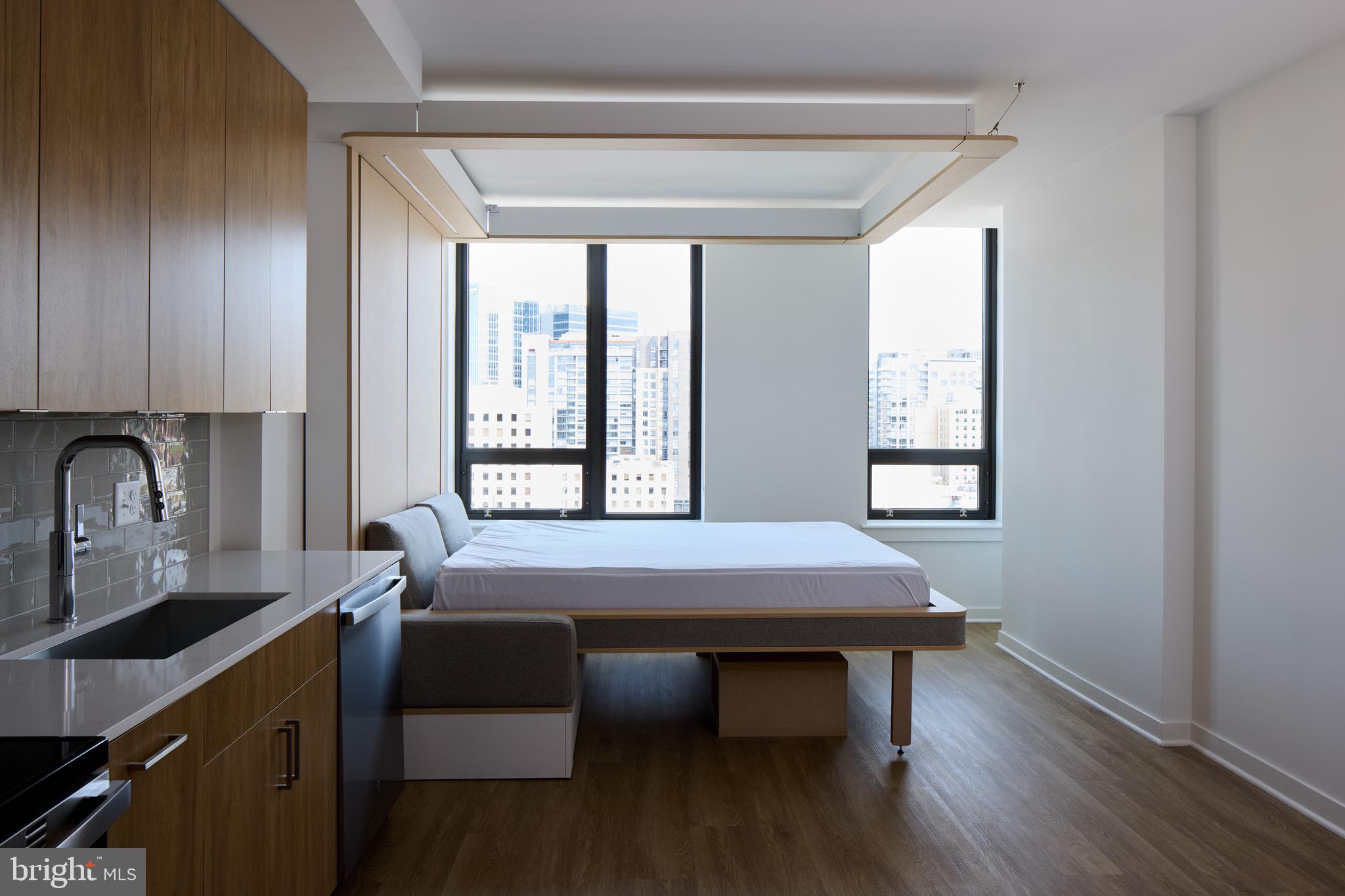 Real estate listing preview #4