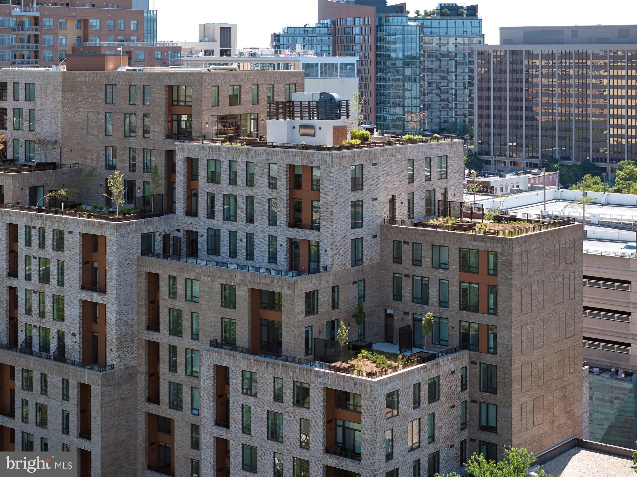 Real estate listing preview #6