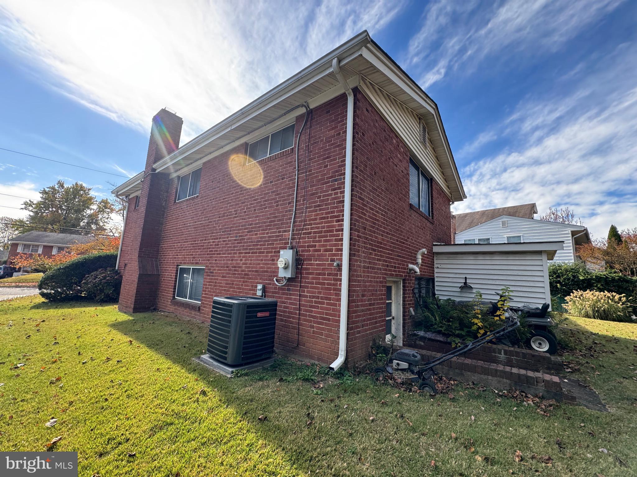 Real estate listing preview #7