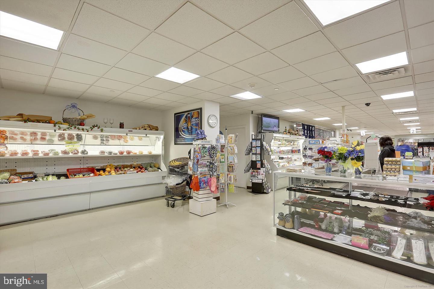 Real estate listing preview #60