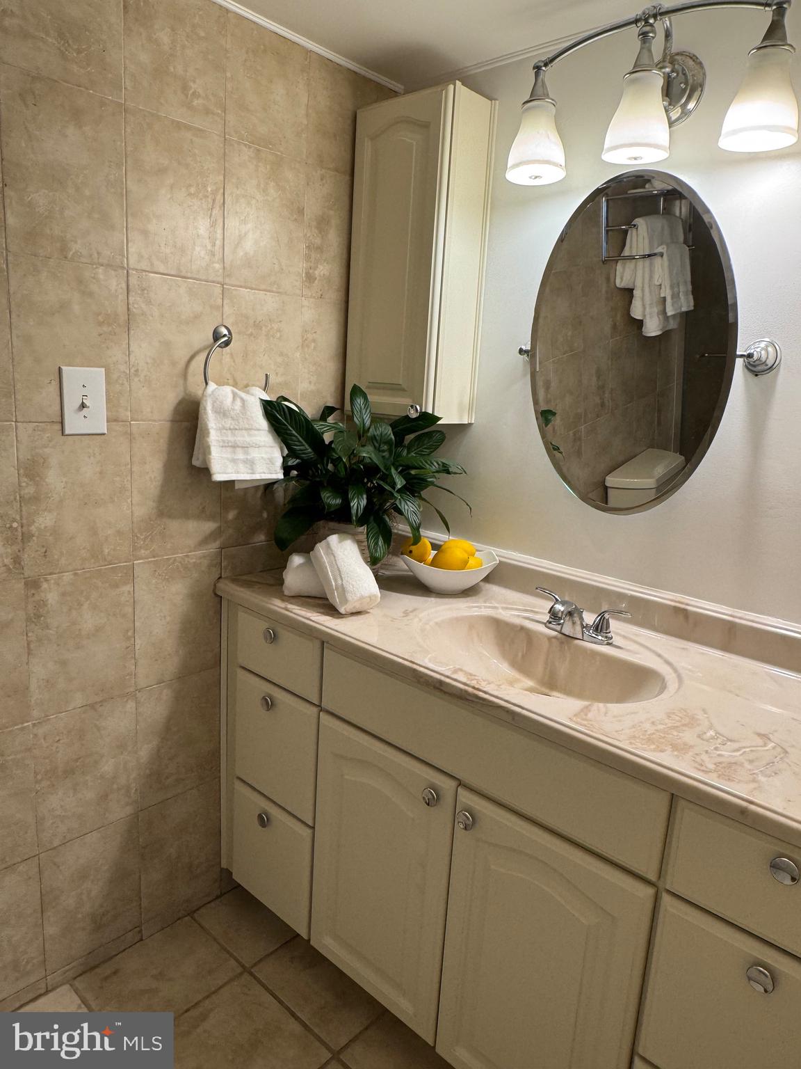 Real estate listing preview #24