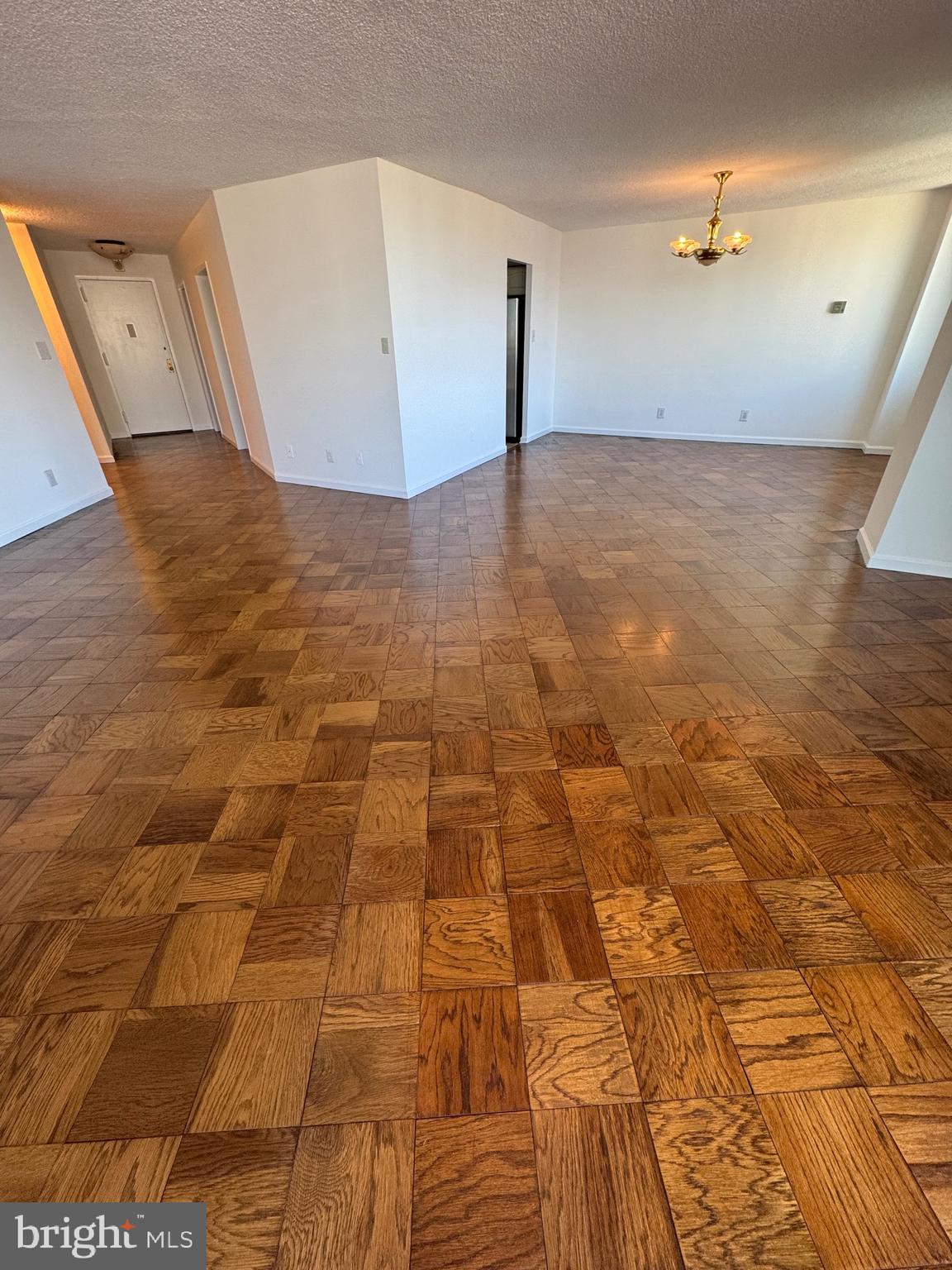 Real estate listing preview #30