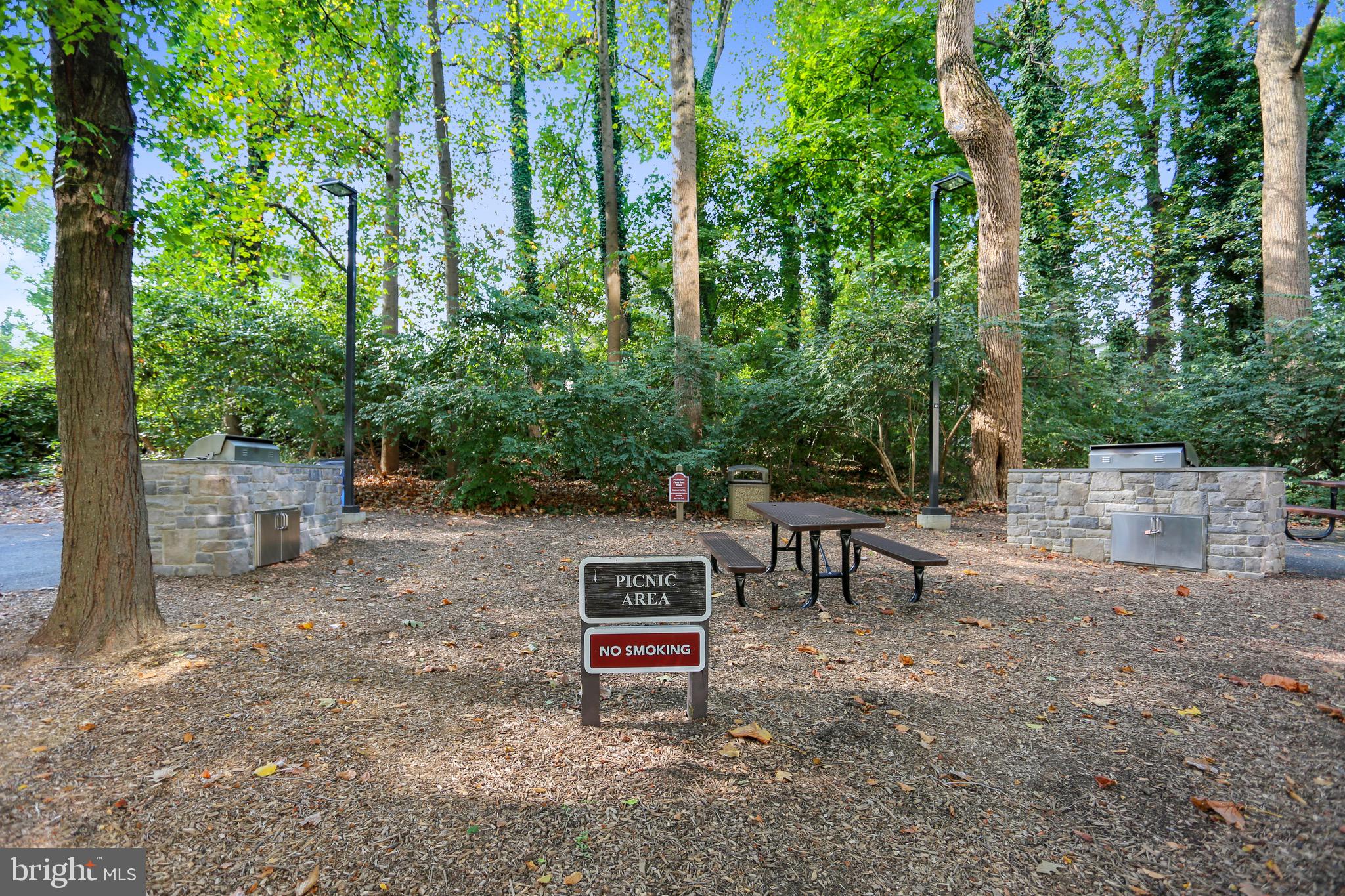 Real estate listing preview #32