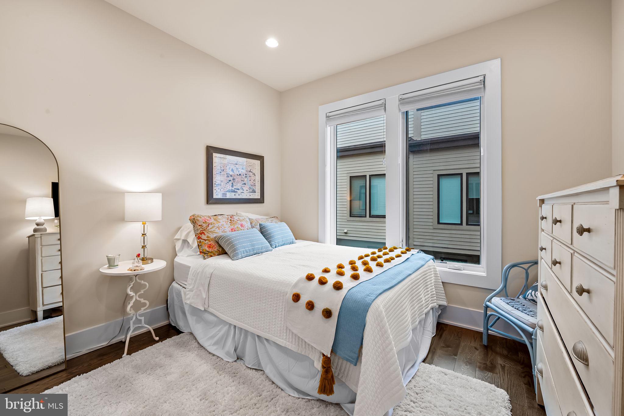 Real estate listing preview #29