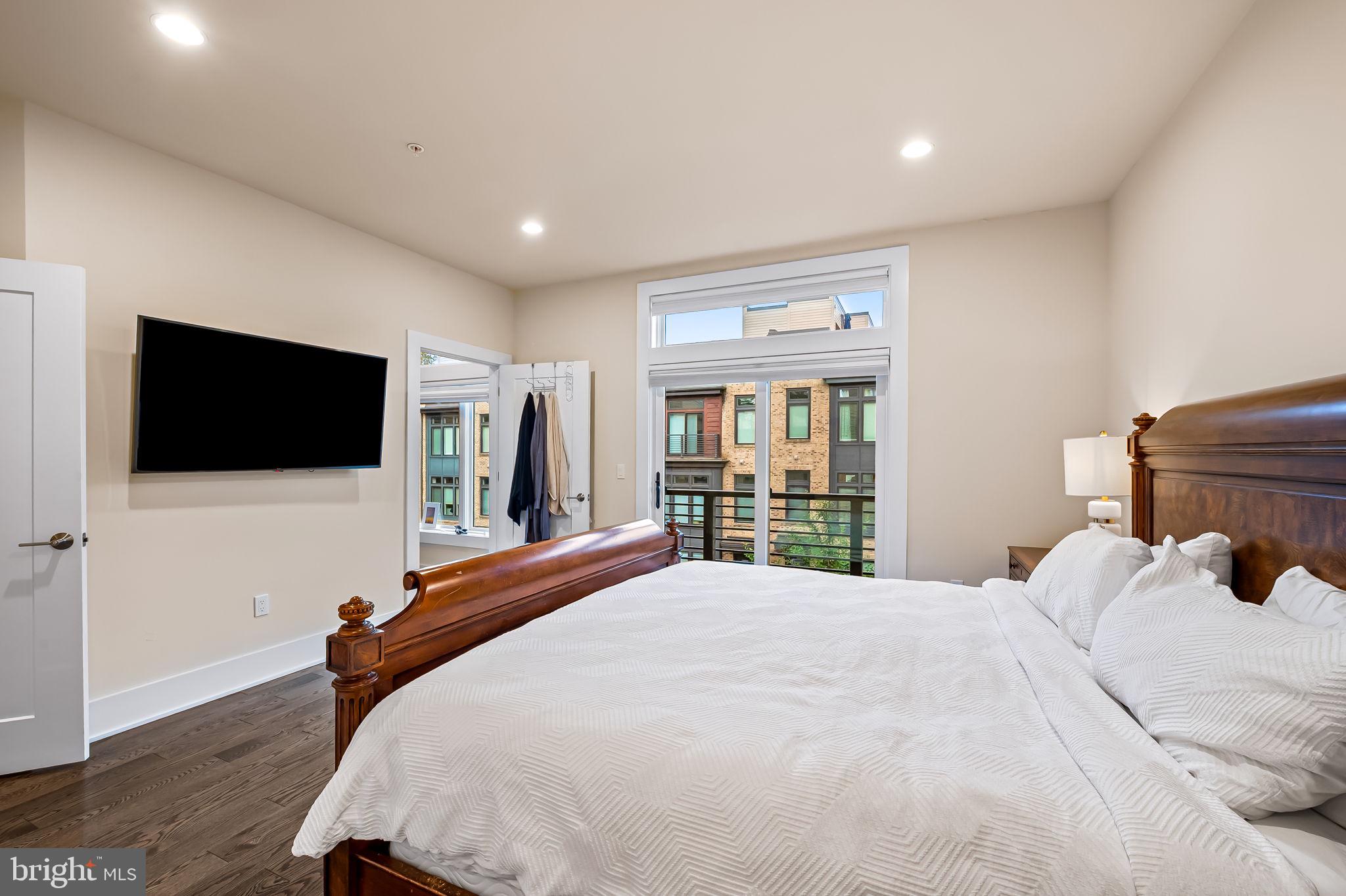 Real estate listing preview #34