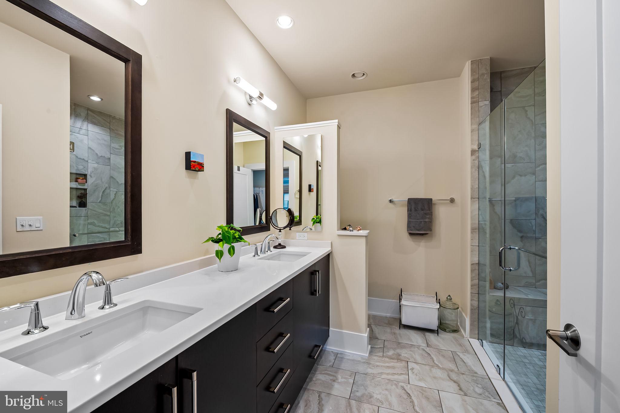 Real estate listing preview #35