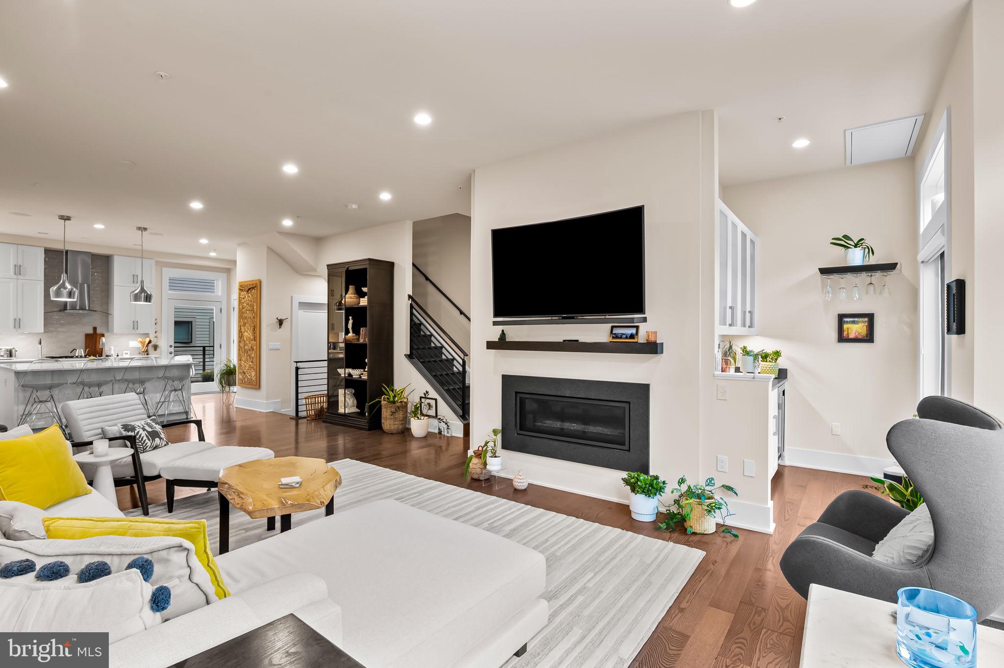 Real estate listing preview #22