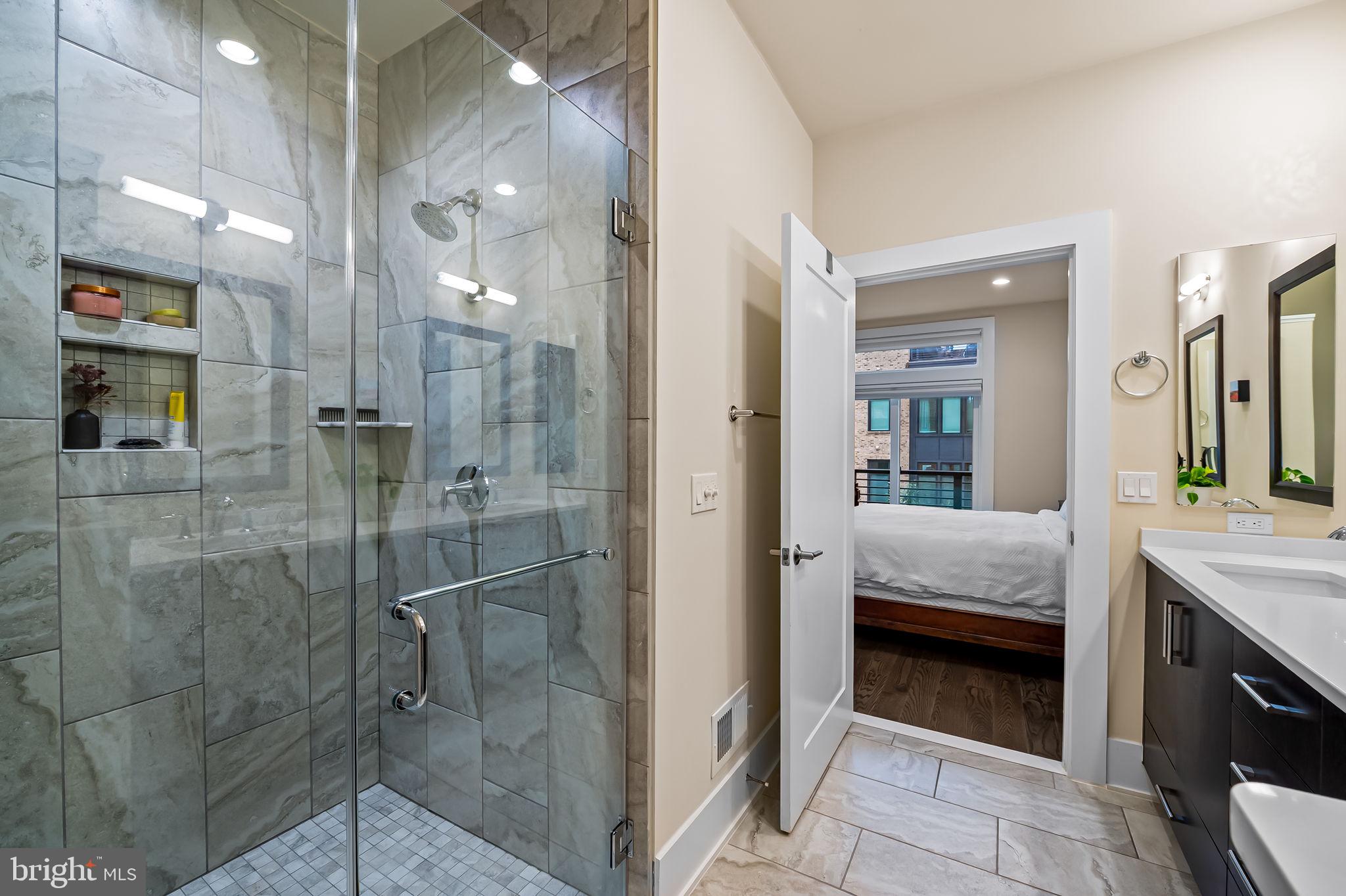 Real estate listing preview #36