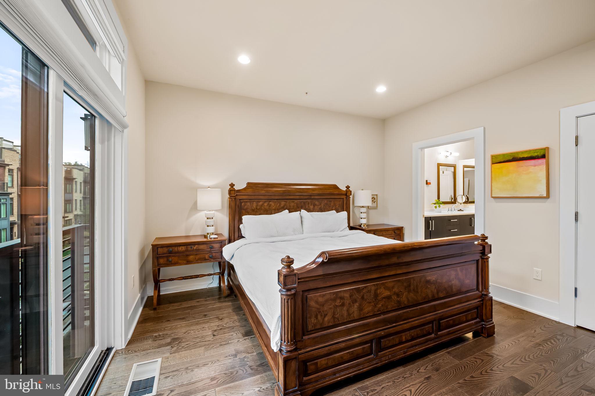 Real estate listing preview #33