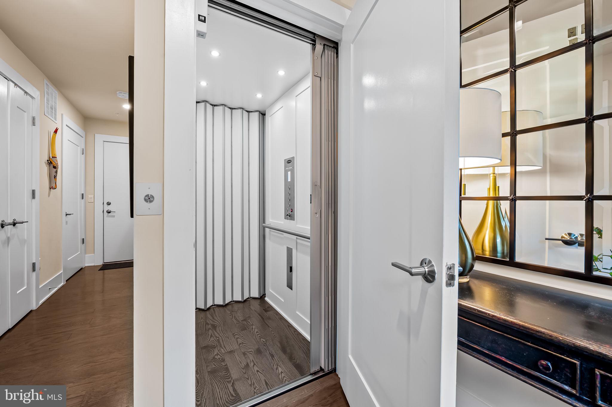 Real estate listing preview #5