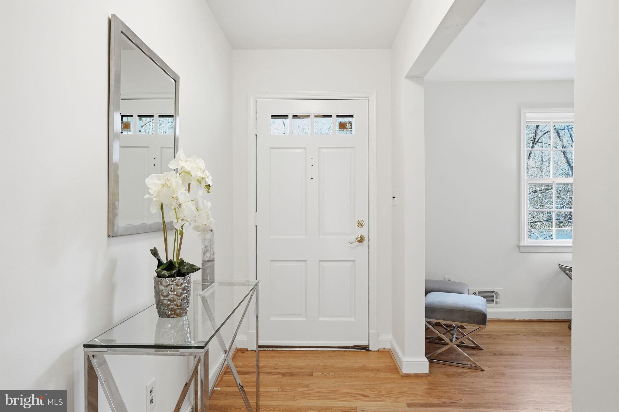 Real estate listing preview #3