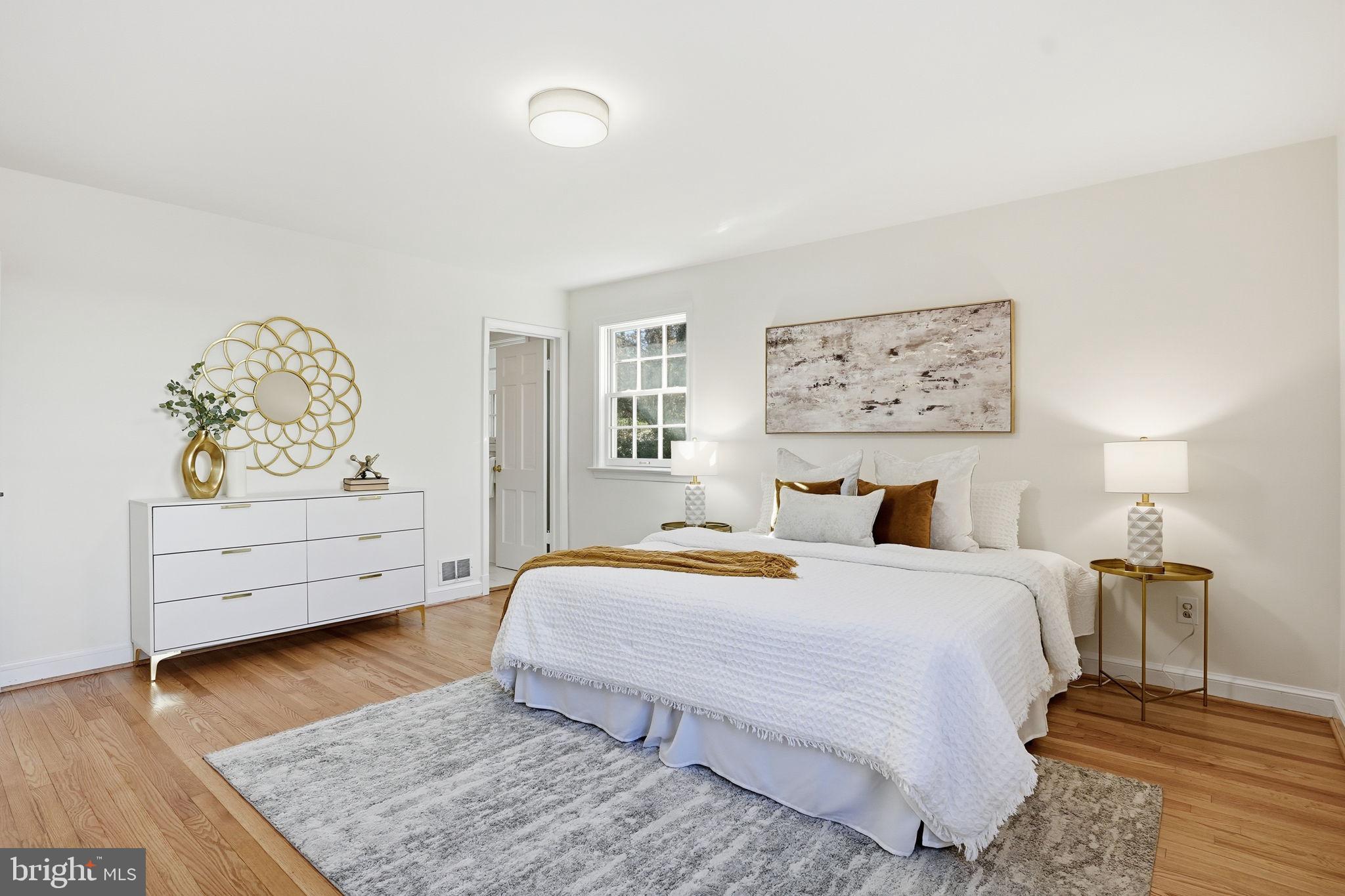 Real estate listing preview #14