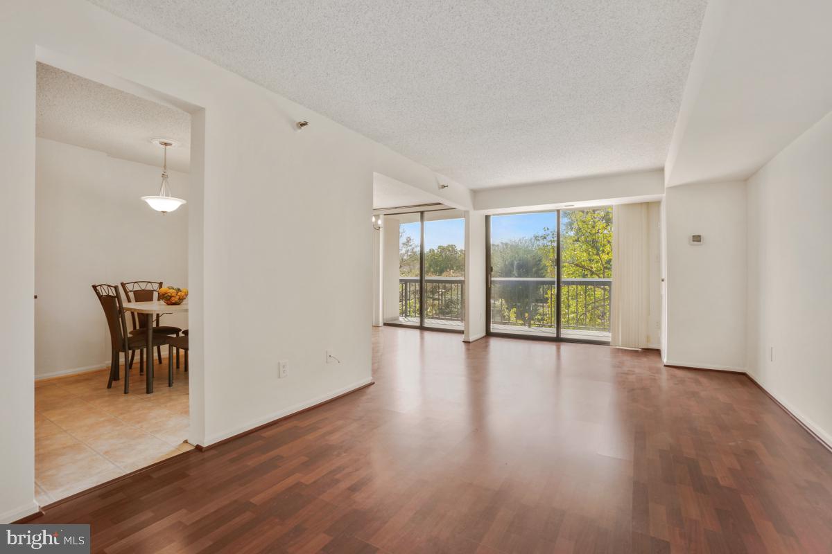 Real estate listing preview #7