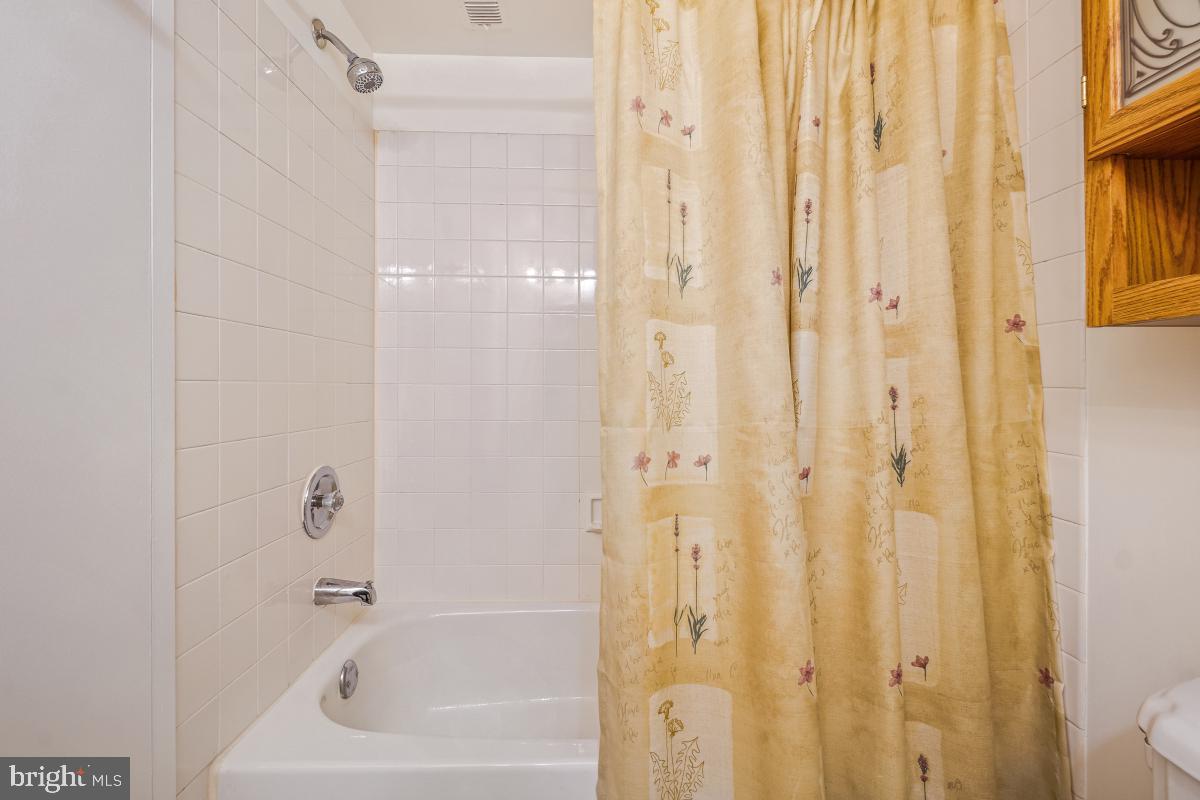 Real estate listing preview #23