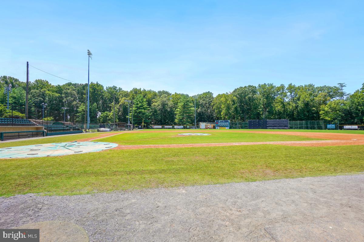 Real estate listing preview #37