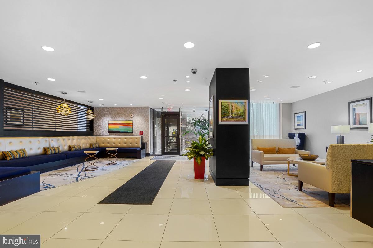 Real estate listing preview #3