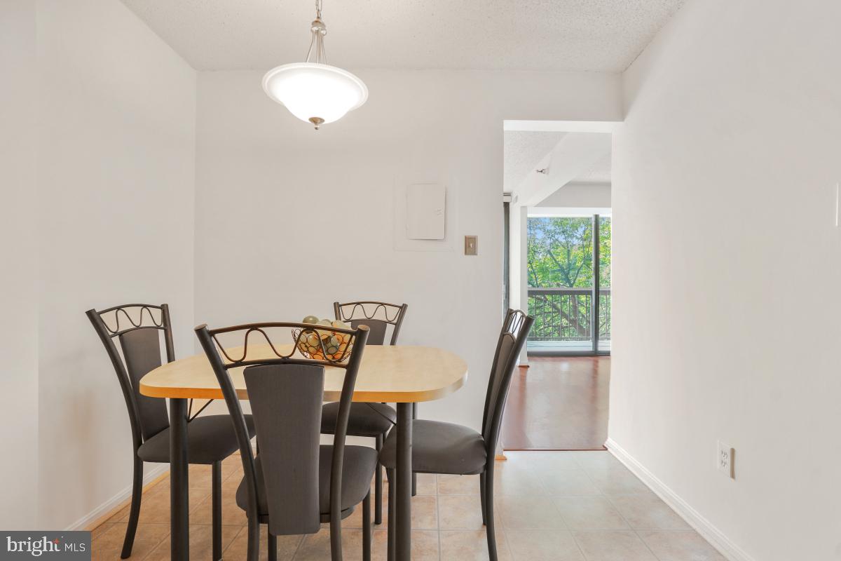 Real estate listing preview #18