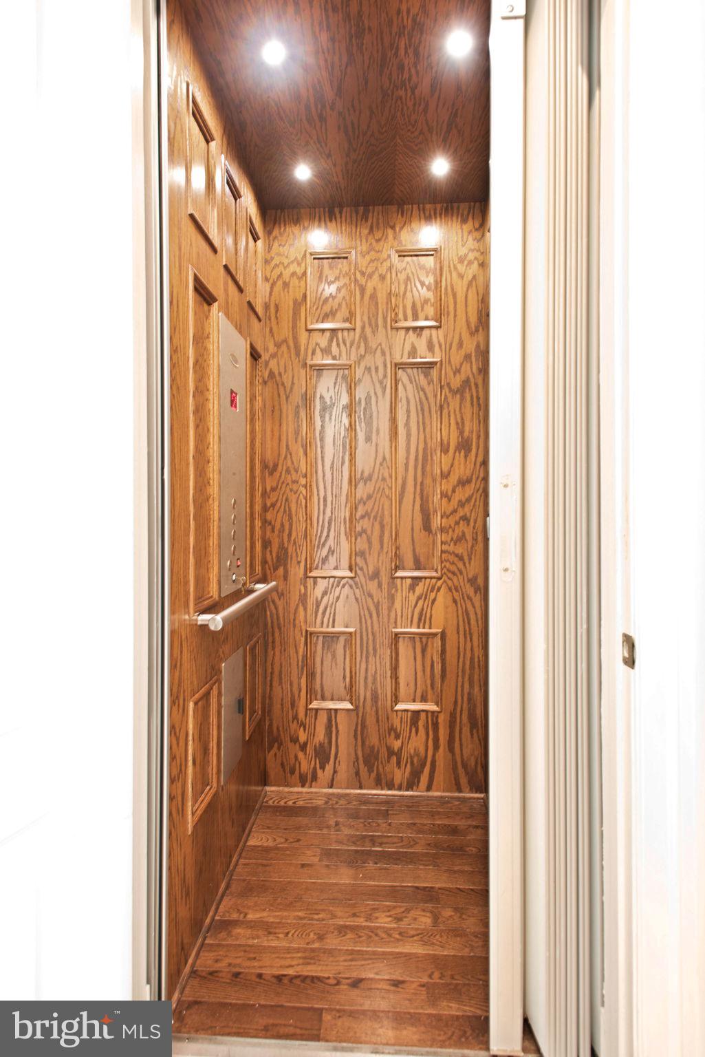 Real estate listing preview #15