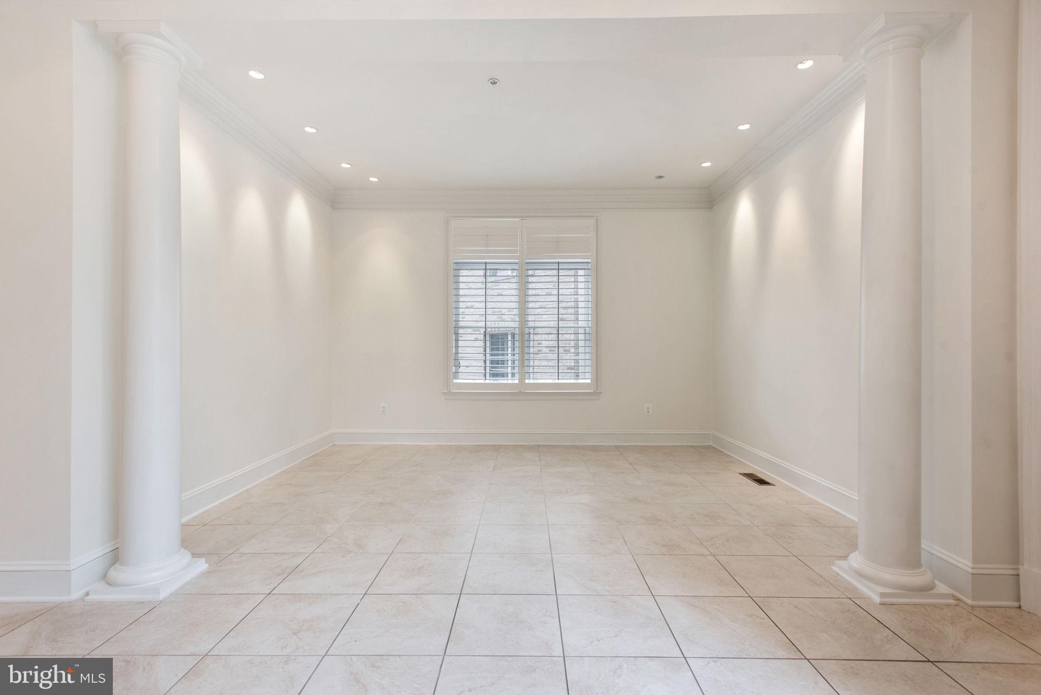 Real estate listing preview #9