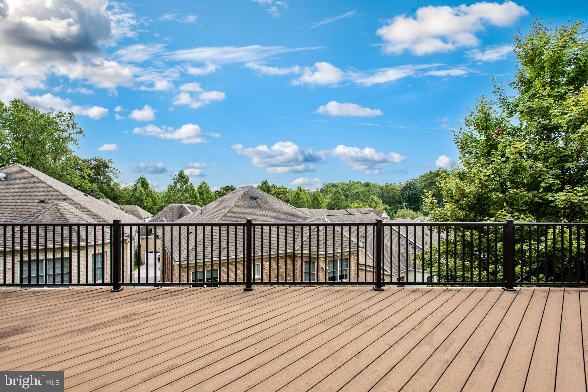 Real estate listing preview #33