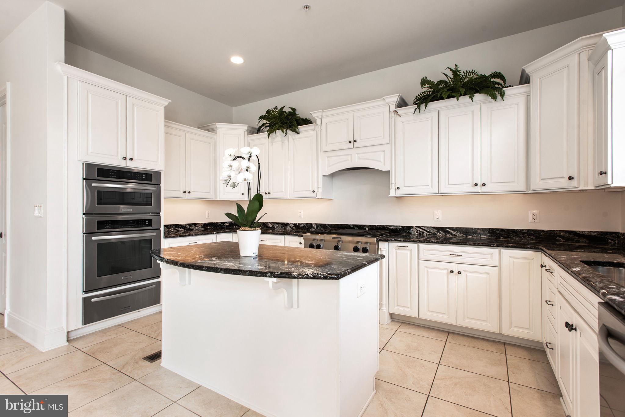 Real estate listing preview #25